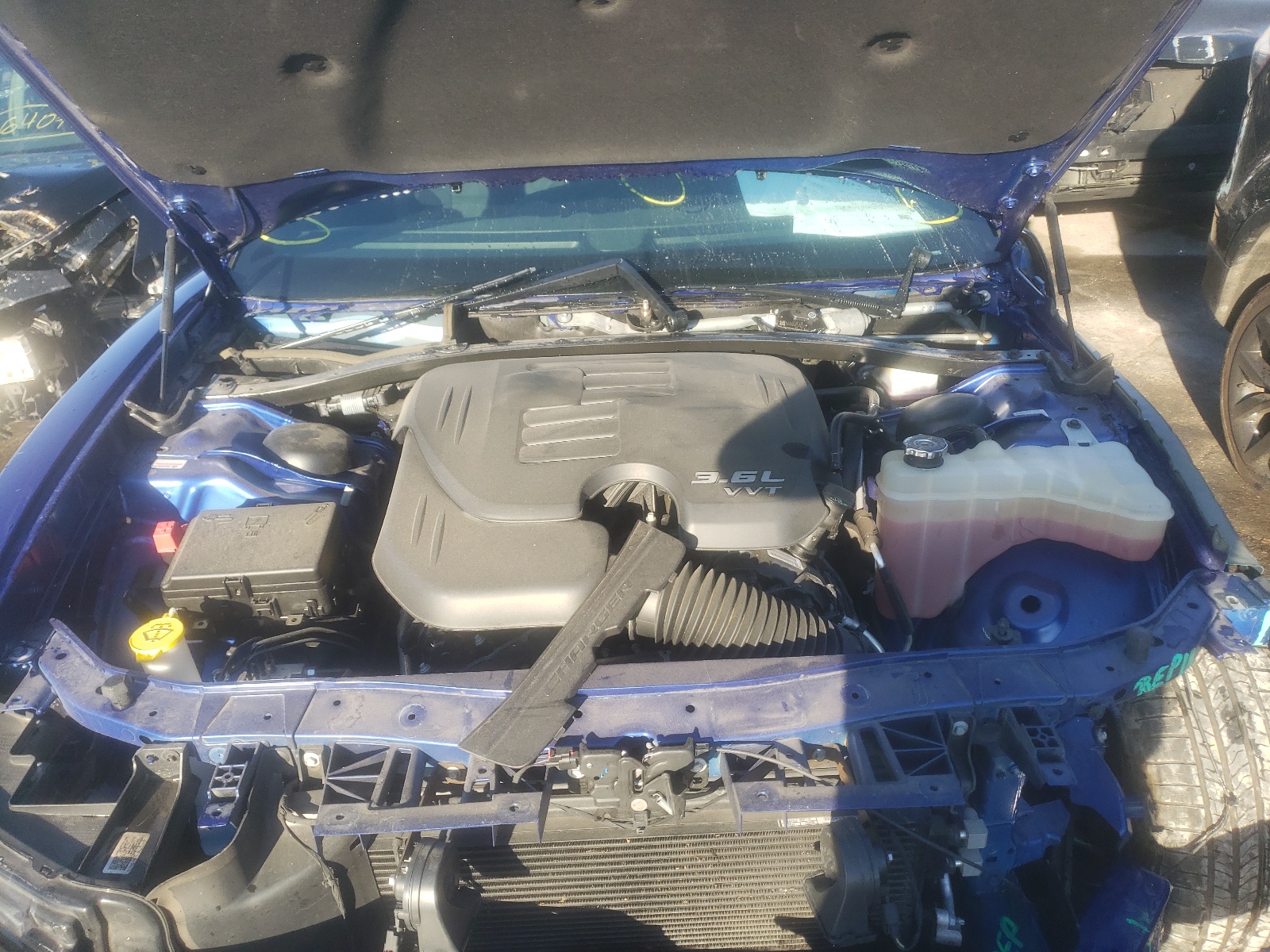 Photo 7 from auction – 2019 DODGE CHARGER SX with VIN 2C3CDXBG5KH664964