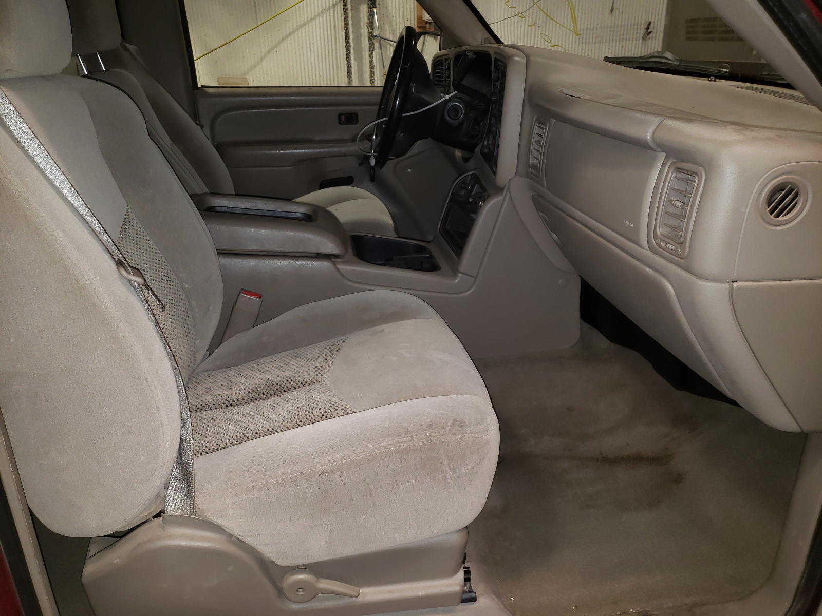 Photo 5 from auction – 2006 CHEVROLET SILVERADO with VIN 2GCEK13T761128096