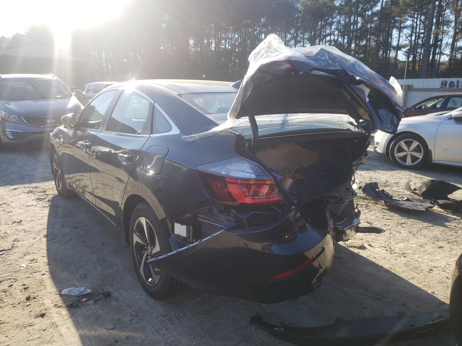 Photo 3 from auction – 2022 HONDA INSIGHT EX with VIN 19XZE4F55NE007916