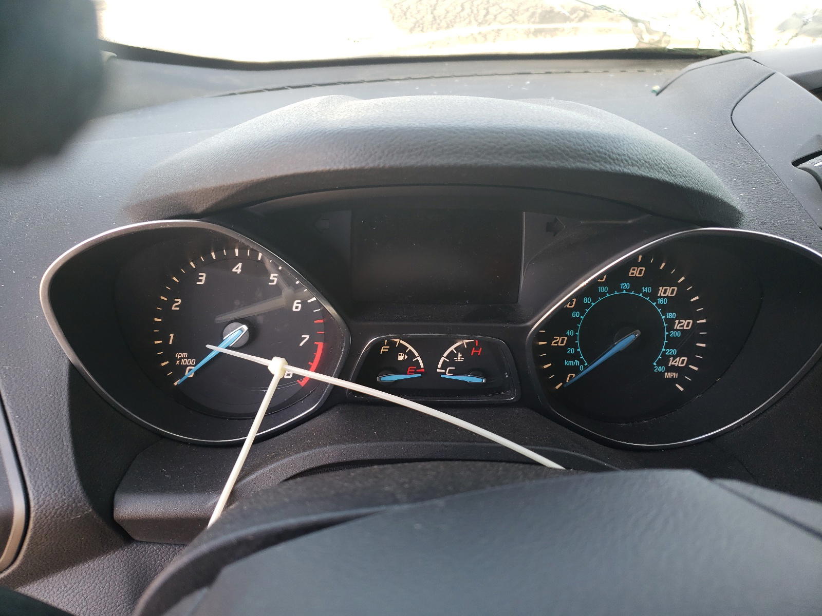 Photo 8 from auction – 2013 FORD ESCAPE S with VIN 1FMCU0F7XDUC85323