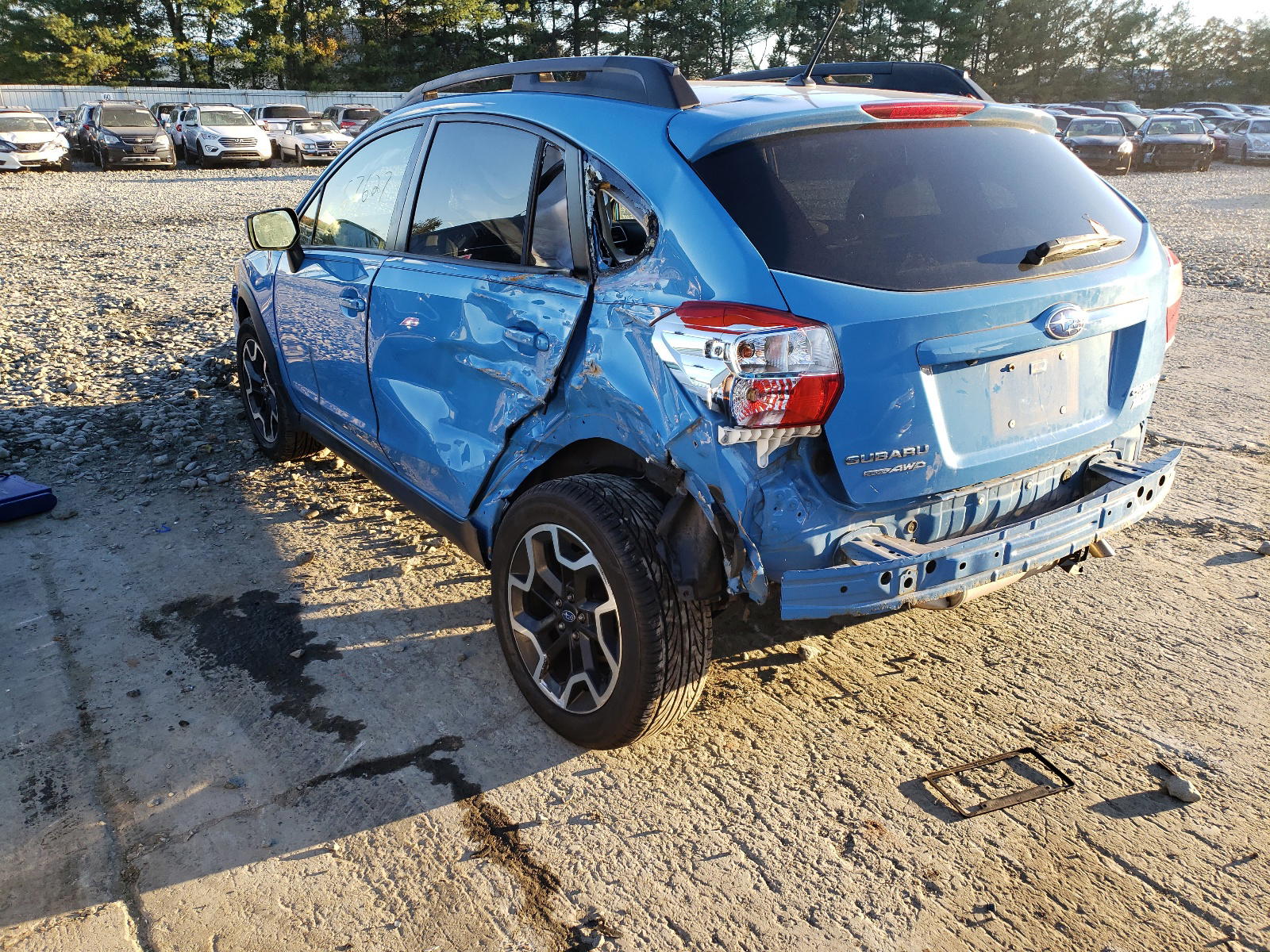 Photo 3 from auction – 2016 SUBARU CROSSTREK with VIN JF2GPABC1G8275381