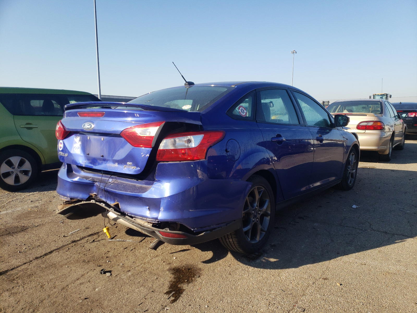 Photo 4 from auction – 2013 FORD FOCUS SE with VIN 1FADP3F28DL320314