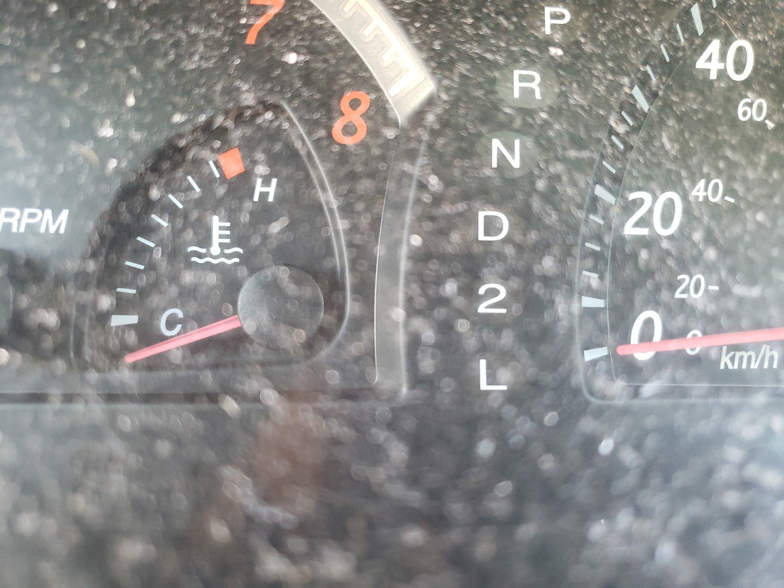Photo 8 from auction – 2003 TOYOTA CAMRY LE with VIN 4T1BE32K63U643018