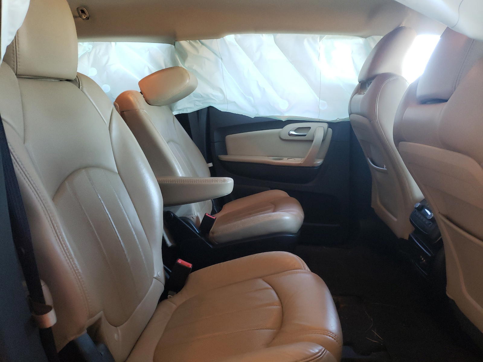 Photo 6 from auction – 2012 CHEVROLET TRAVERSE L with VIN 1GNKVLED3CJ393103