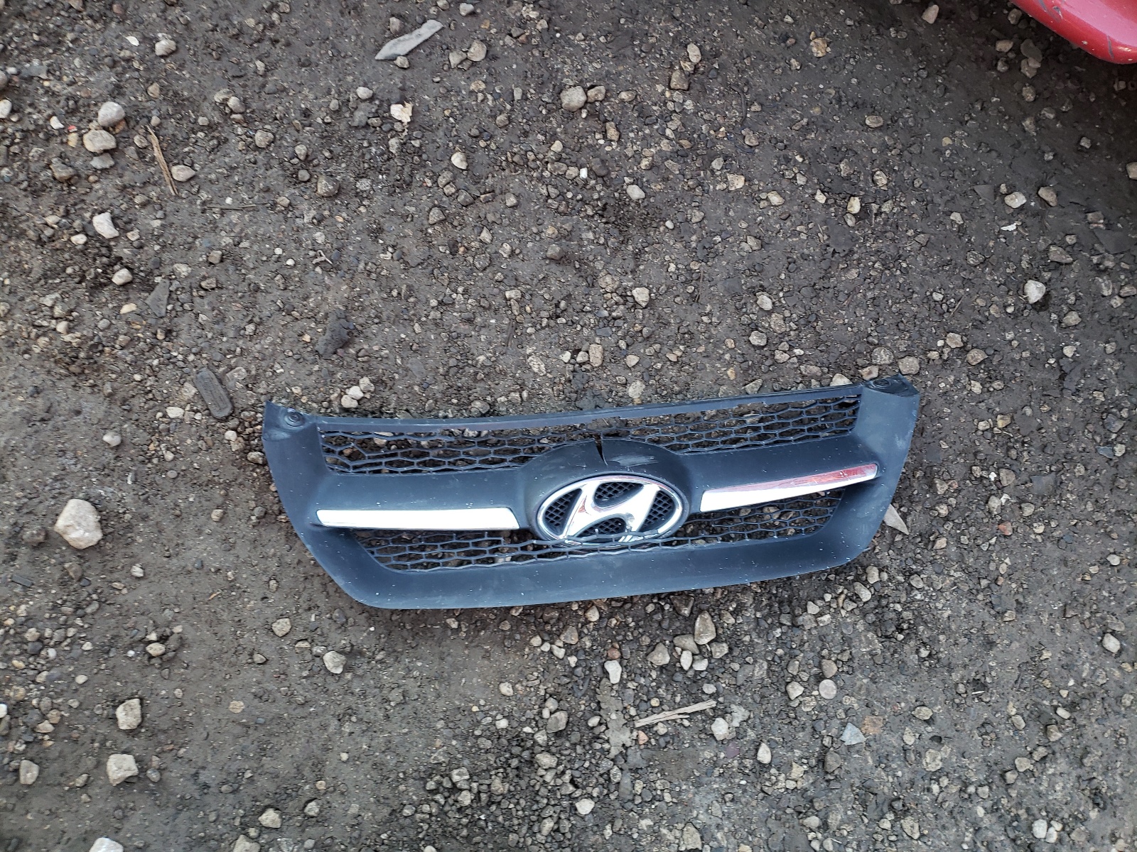 Photo 9 from auction – 2008 HYUNDAI SONATA SE with VIN 5NPEU46CX8H358207