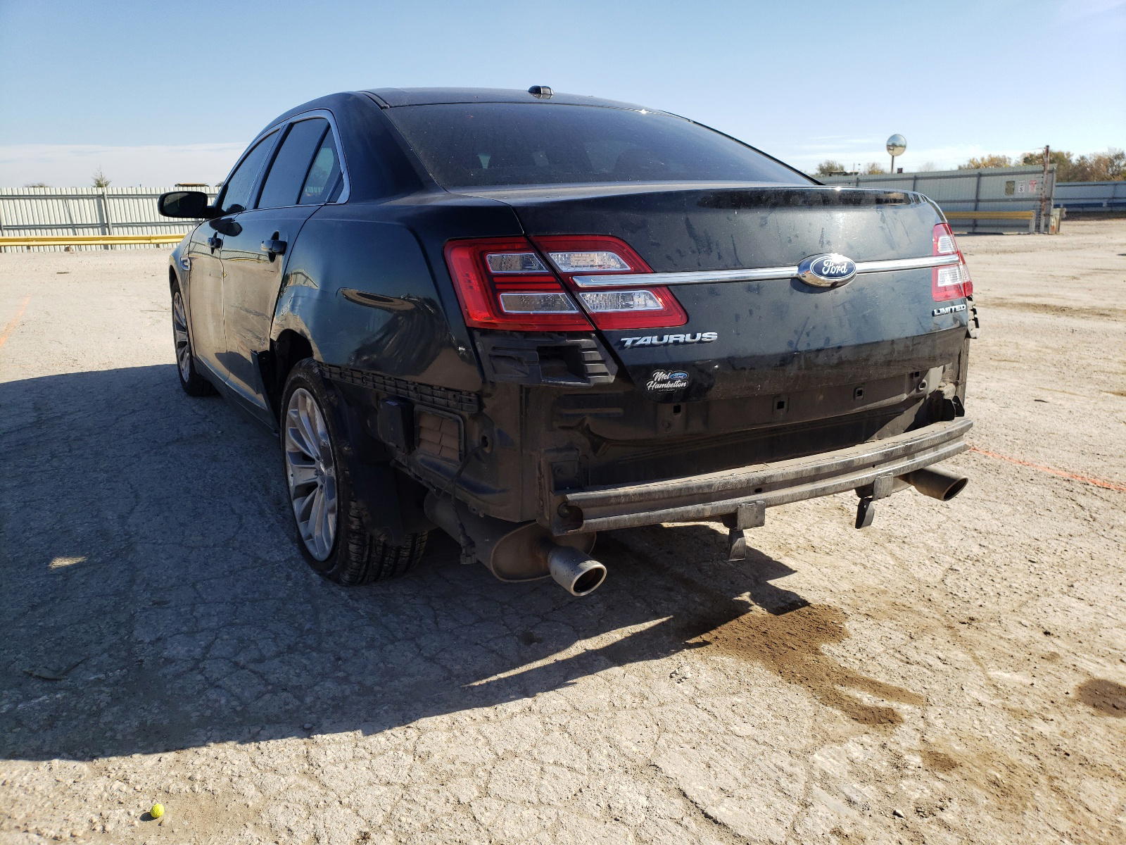 Photo 3 from auction – 2013 FORD TAURUS LIM with VIN 1FAHP2F86DG226845