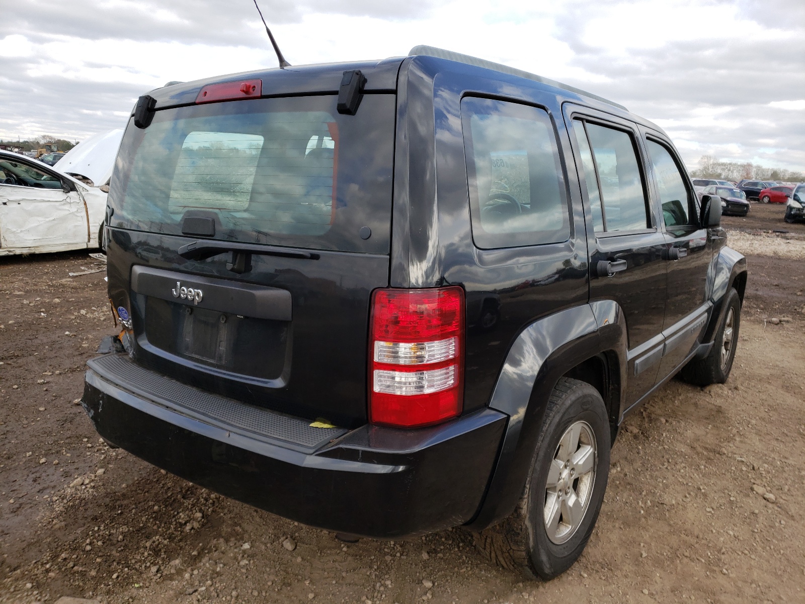 Photo 4 from auction – 2011 JEEP LIBERTY SP with VIN 1J4PN2GK4BW568796