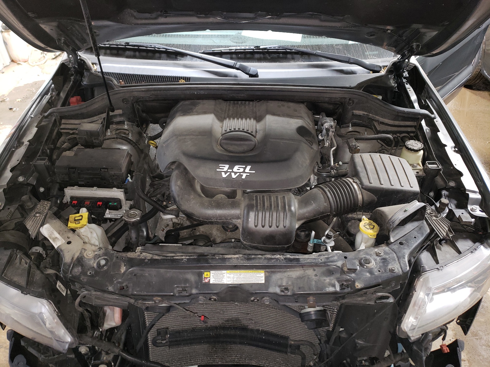 Photo 7 from auction – 2013 JEEP GRAND CHER with VIN 1C4RJFBG2DC571043