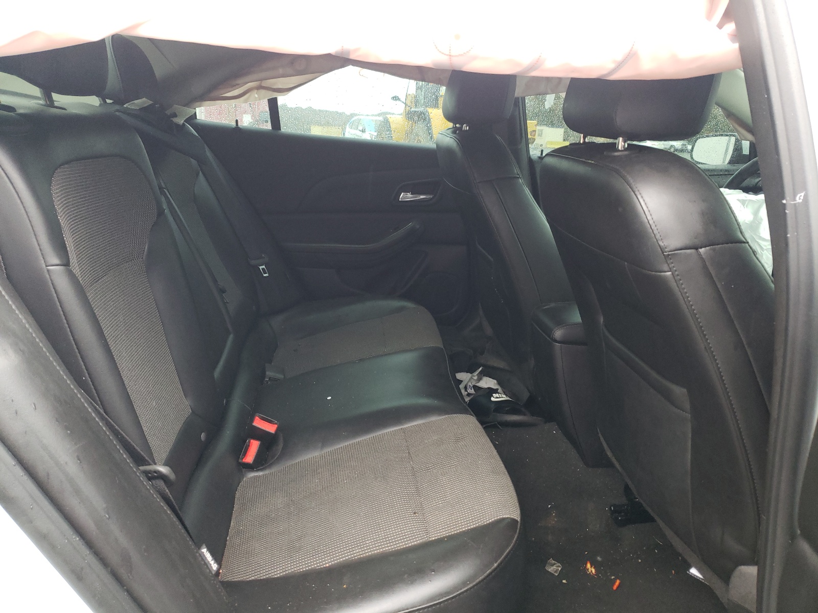 Photo 6 from auction – 2016 CHEVROLET MALIBU LIM with VIN 1G11C5SA8GF104556