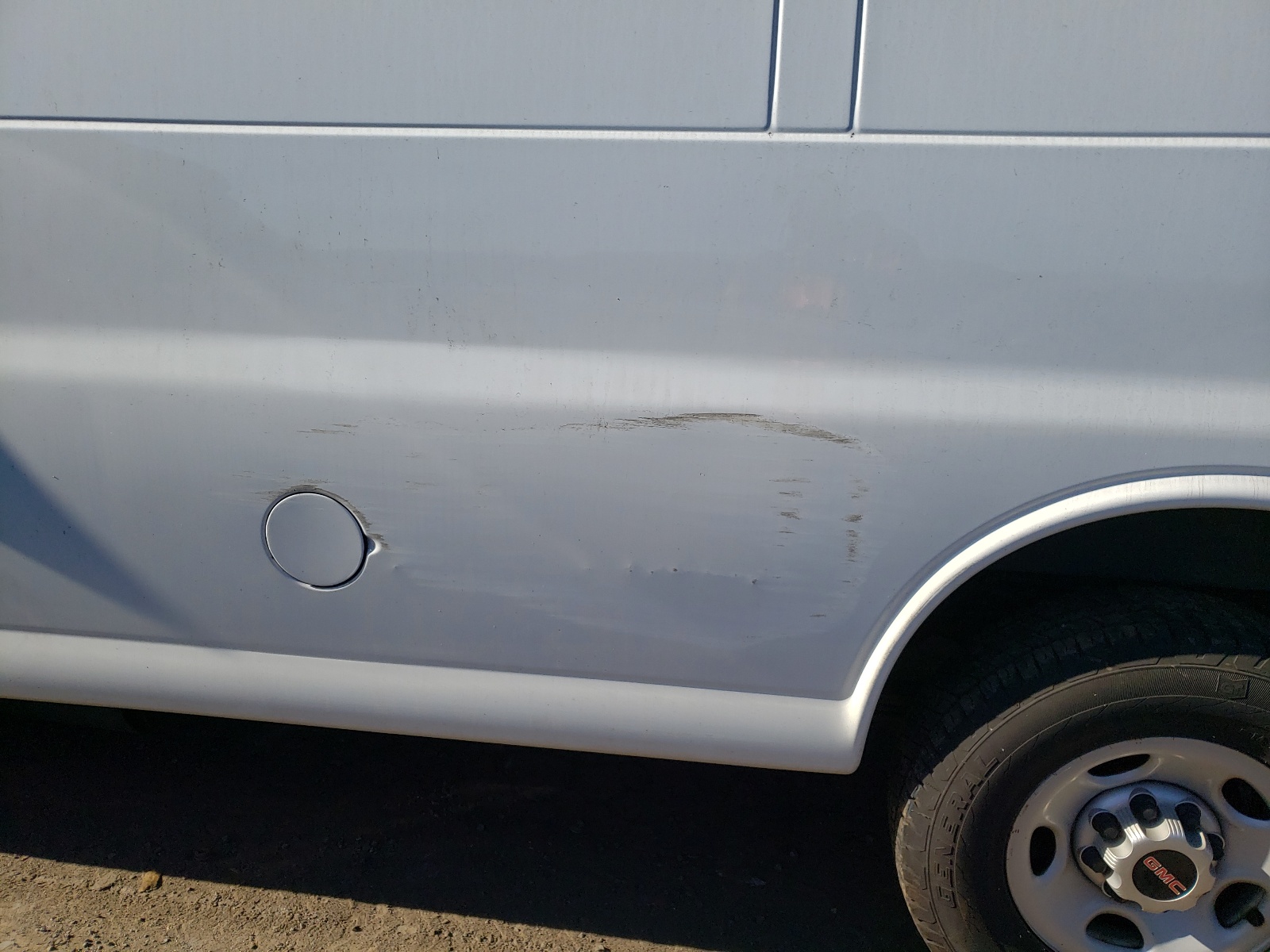 Photo 9 from auction – 2014 GMC SAVANA G25 with VIN 1GTW7FCA0E1906356