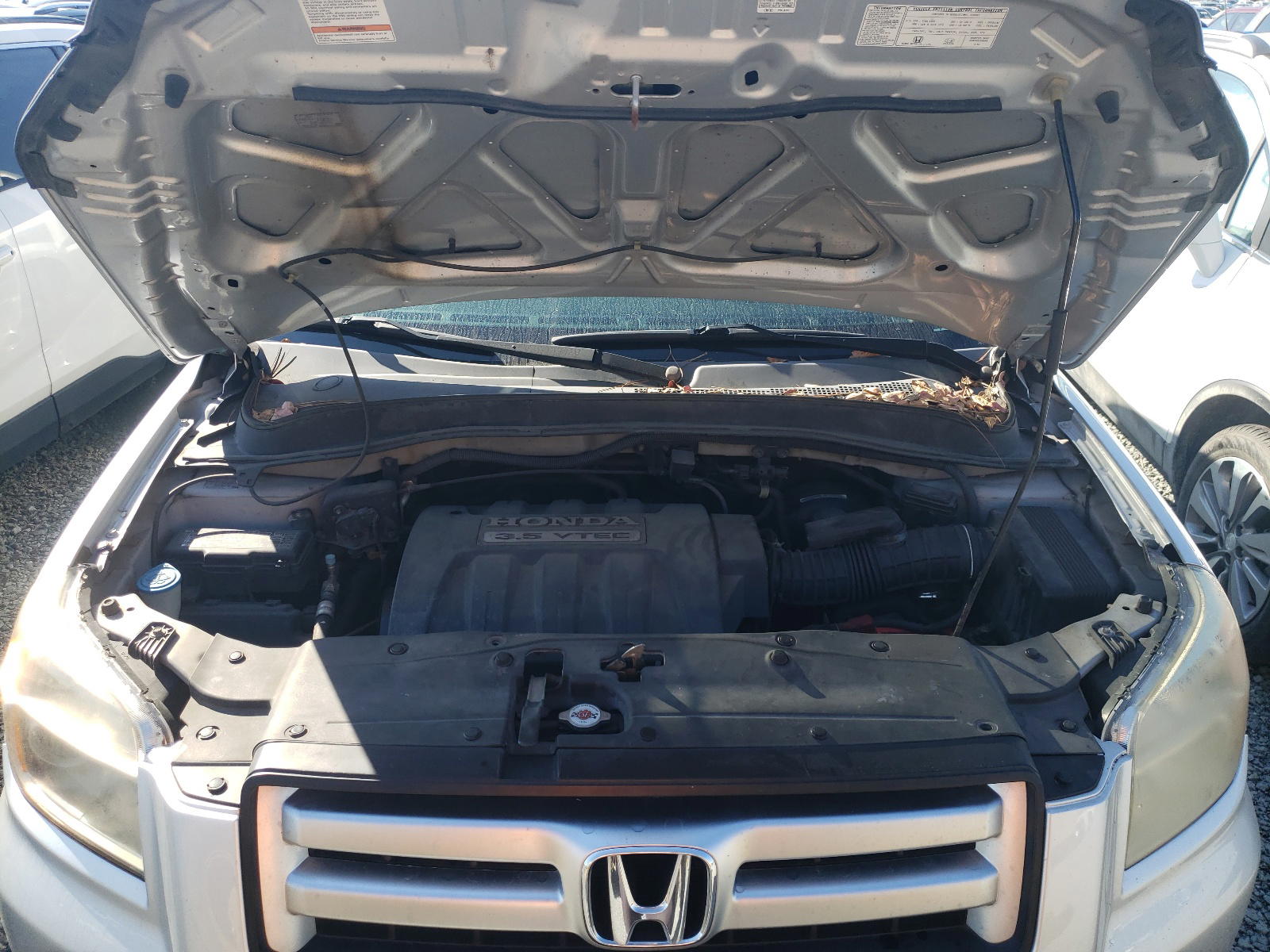 Photo 7 from auction – 2008 HONDA PILOT SE with VIN 5FNYF183X8B053839