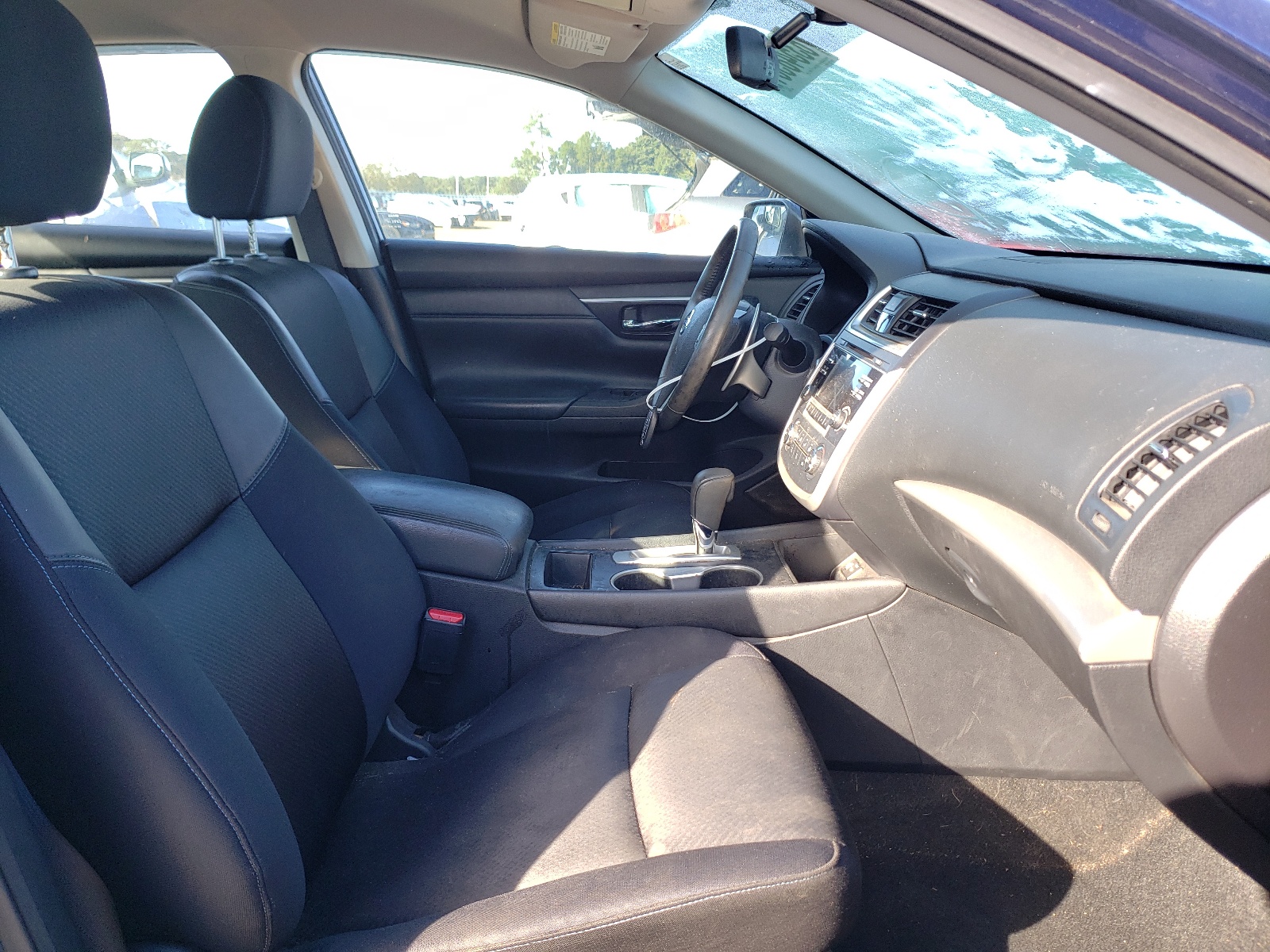 Photo 5 from auction – 2016 NISSAN ALTIMA 2.5 with VIN 1N4AL3AP4GC189615
