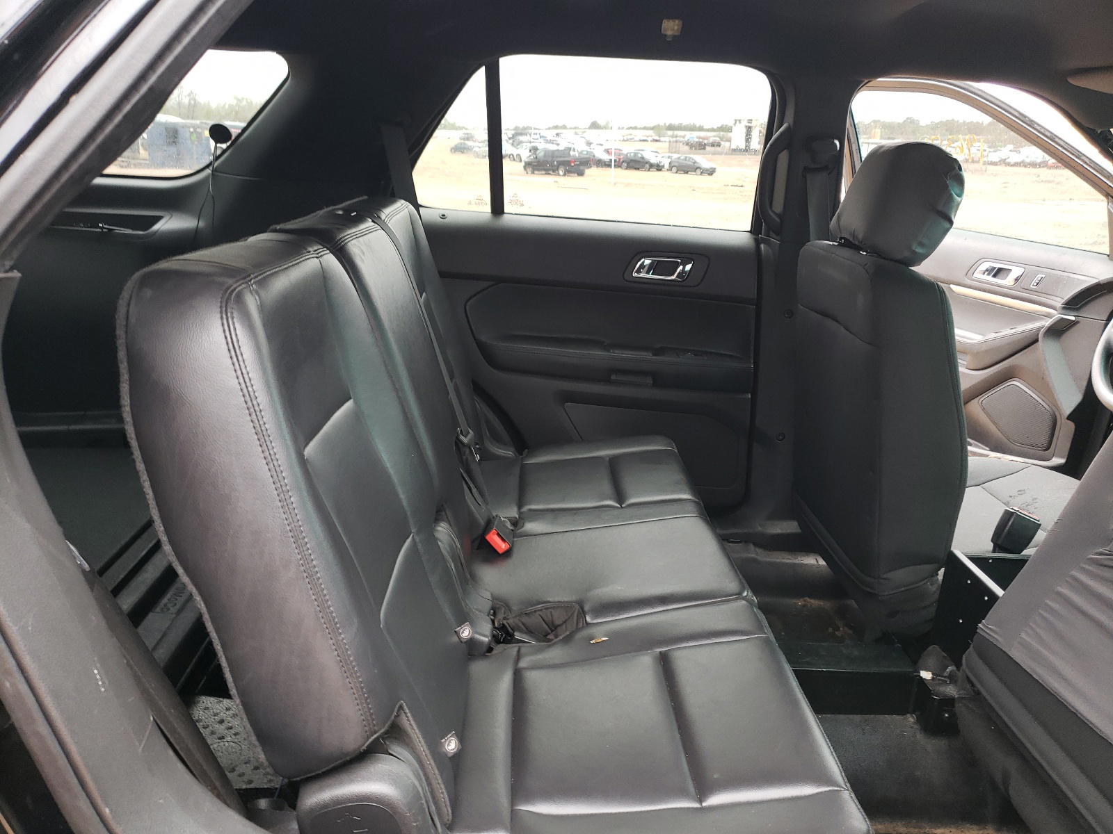 Photo 6 from auction – 2015 FORD EXPLORER P with VIN 1FM5K8AR7FGC67904