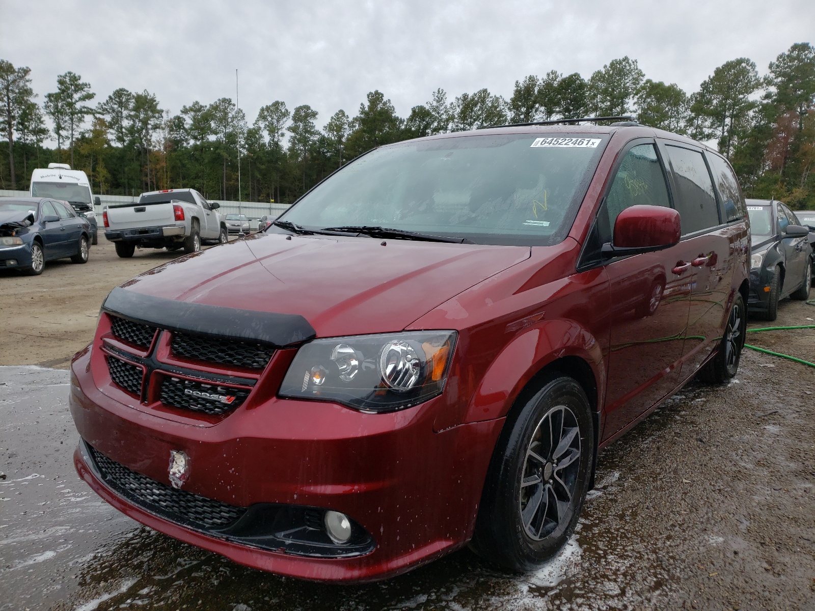 Photo 2 from auction – 2018 DODGE GRAND CARA with VIN 2C4RDGEG3JR223862