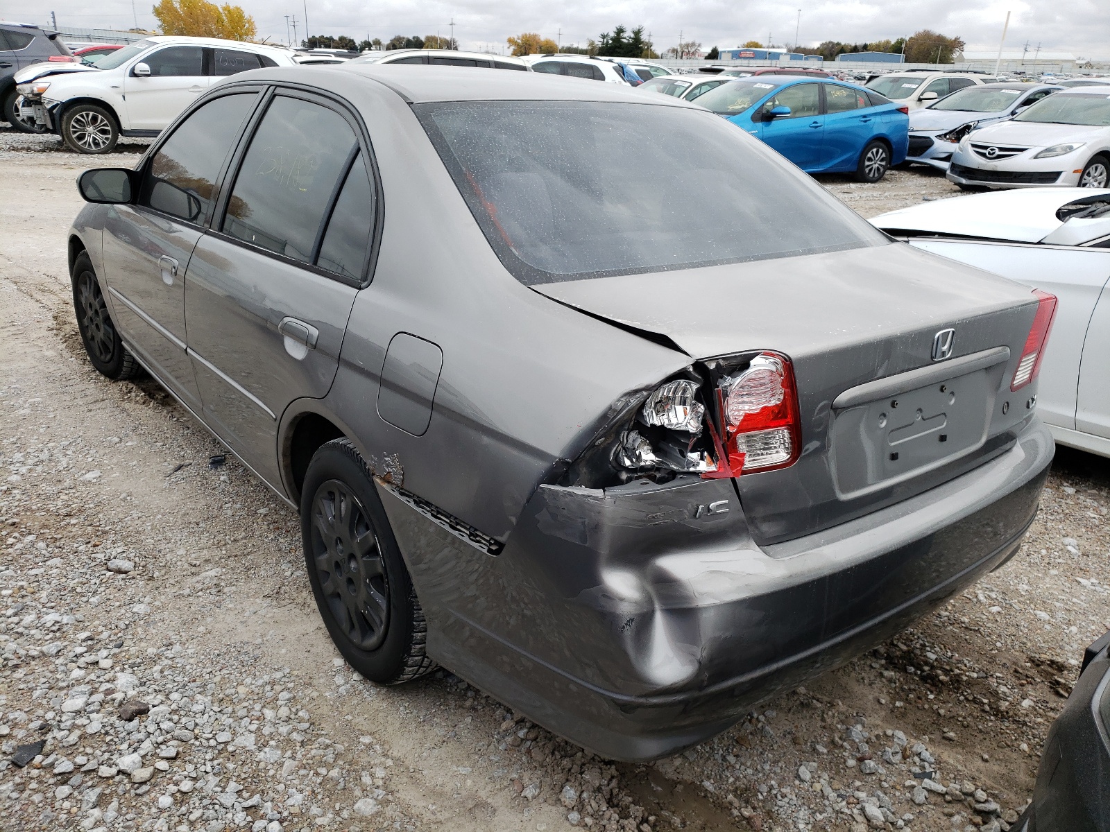 Photo 3 from auction – 2005 HONDA CIVIC LX with VIN JHMES16565S002936