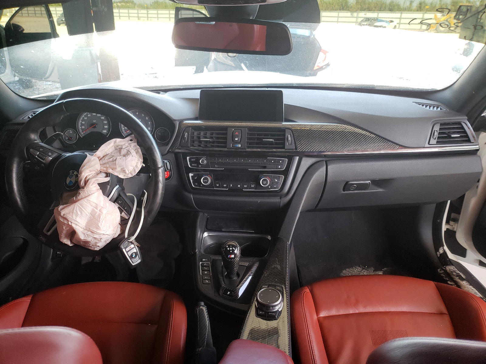 Photo 9 from auction – 2015 BMW M4 with VIN WBS3R9C51FK332498