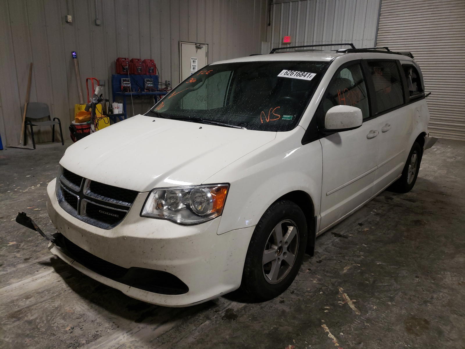 Photo 2 from auction – 2012 DODGE CARAVAN with VIN 2C4RDGCGXCR131878