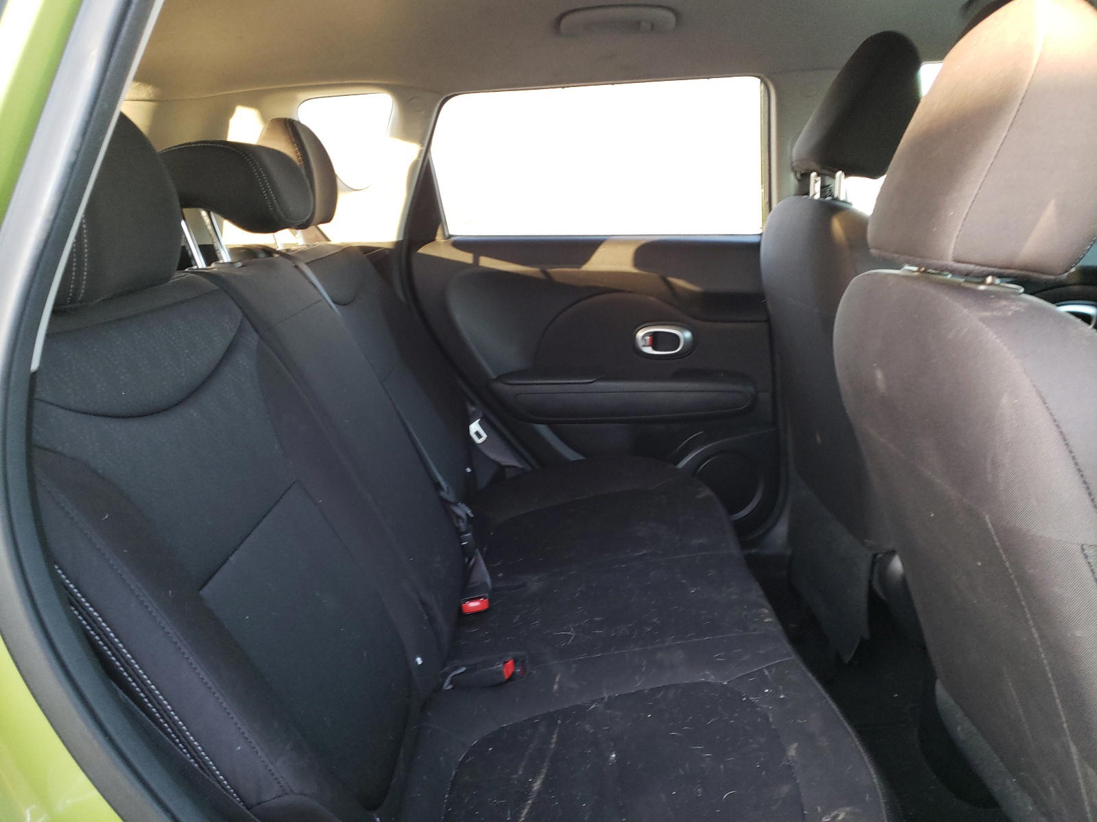 Photo 6 from auction – 2016 KIA SOUL with VIN KNDJN2A22G7827047
