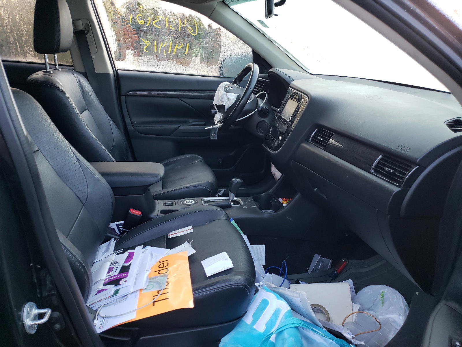 Photo 5 from auction – 2016 MITSUBISHI OUTLANDER with VIN JA4AZ3A36GZ002243