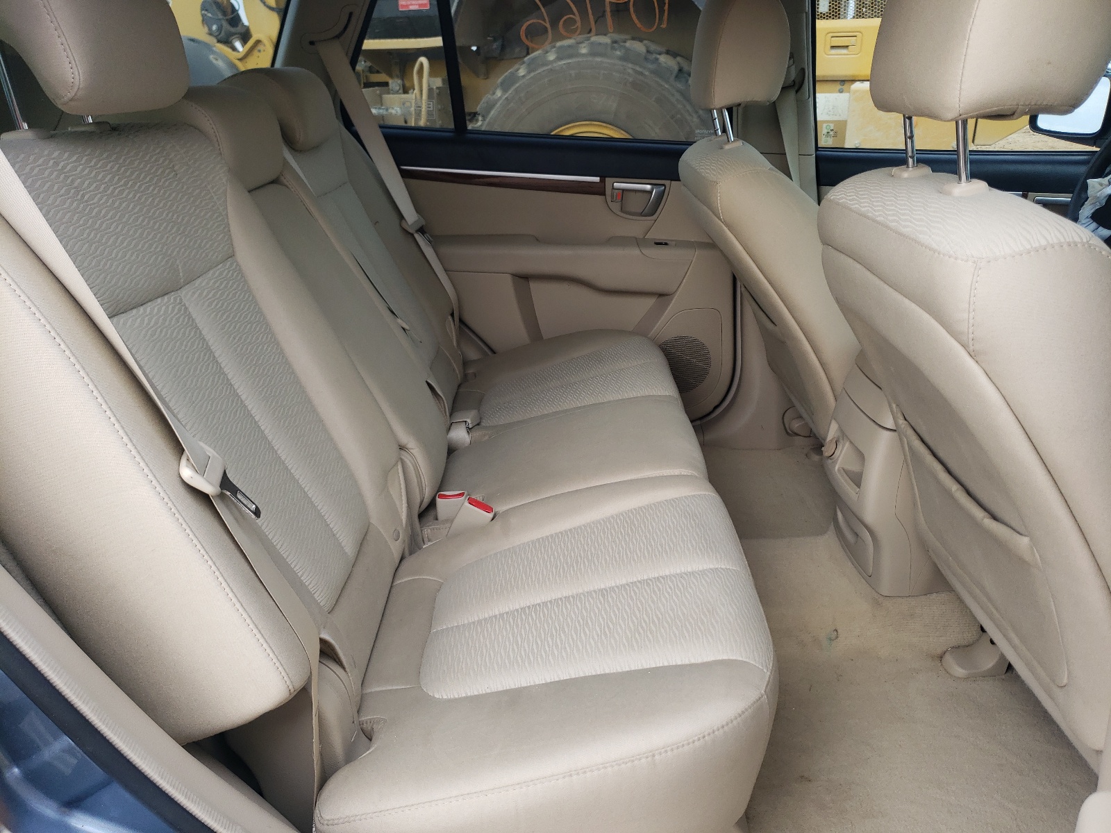 Photo 6 from auction – 2009 HYUNDAI SANTA FE G with VIN 5NMSG13D09H305911