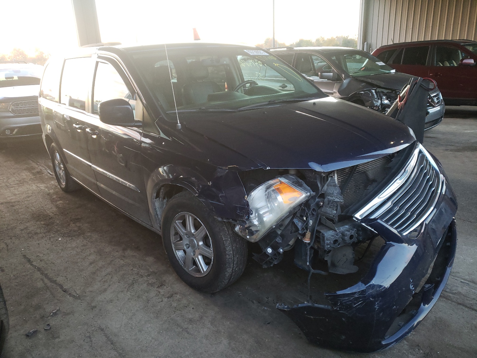 CHRYSLER TOWN & COU 2012 with VIN 2C4RC1BGXCR330589 - Photo from auction