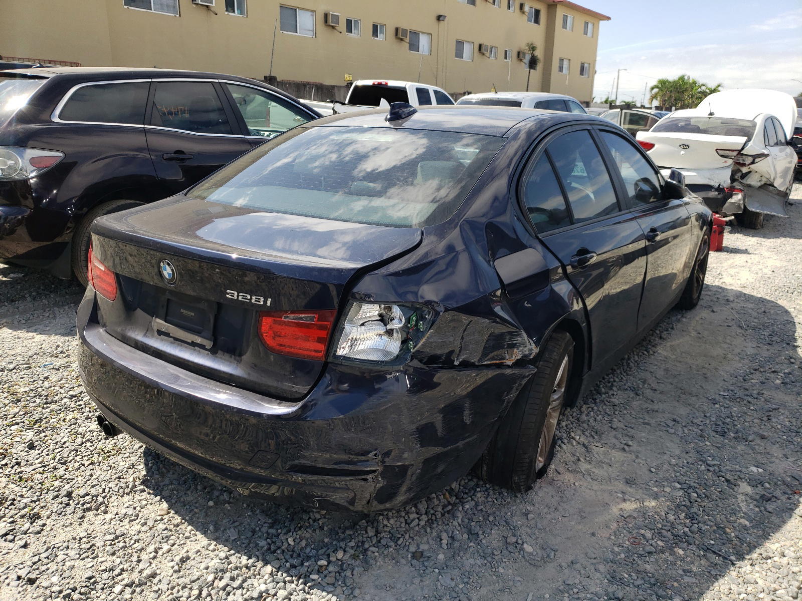 Photo 4 from auction – 2012 BMW 328 I with VIN WBA3A5C54CF257515
