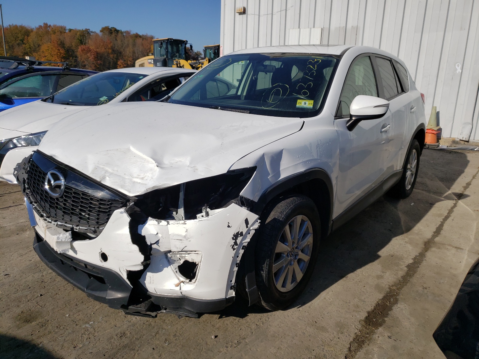 Photo 2 from auction – 2015 MAZDA CX-5 TOURI with VIN JM3KE4CY6F0509593
