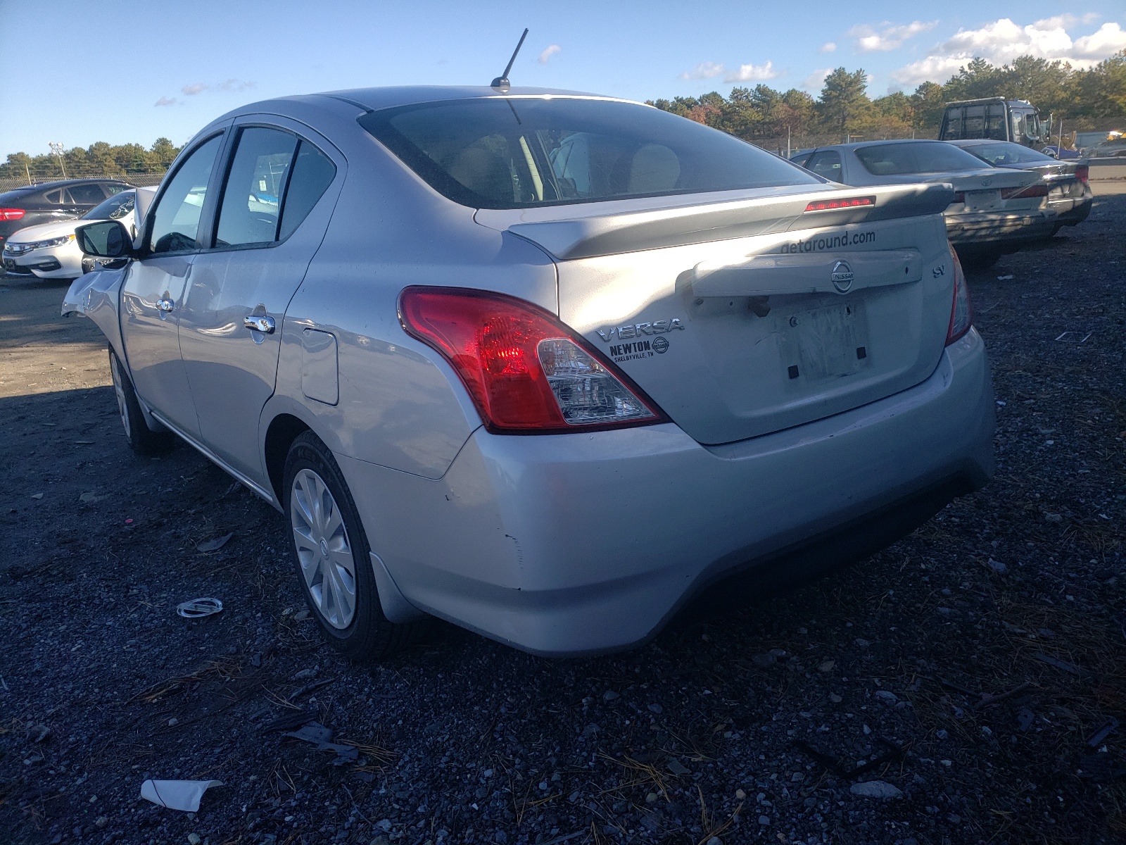 Photo 3 from auction – 2019 NISSAN VERSA S with VIN 3N1CN7AP8KL879064