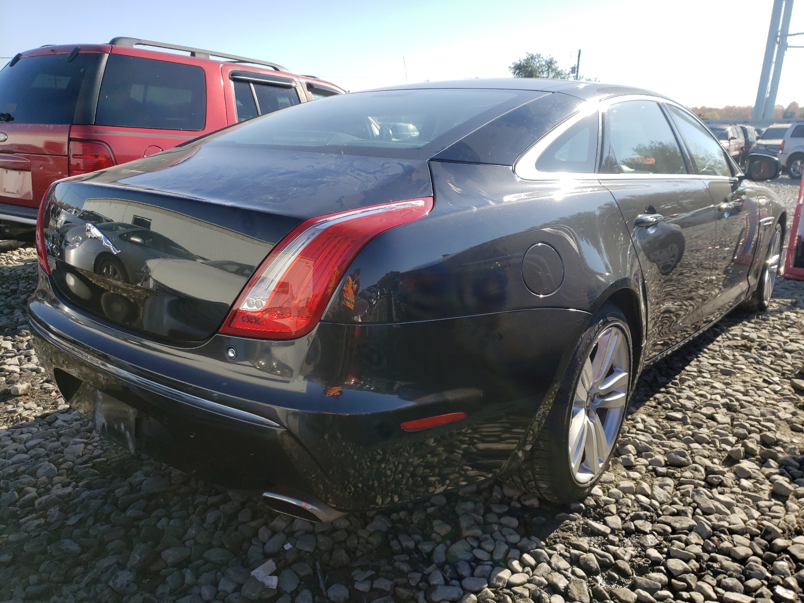 Photo 4 from auction – 2012 JAGUAR XJL with VIN SAJWA2GB0CLV34596