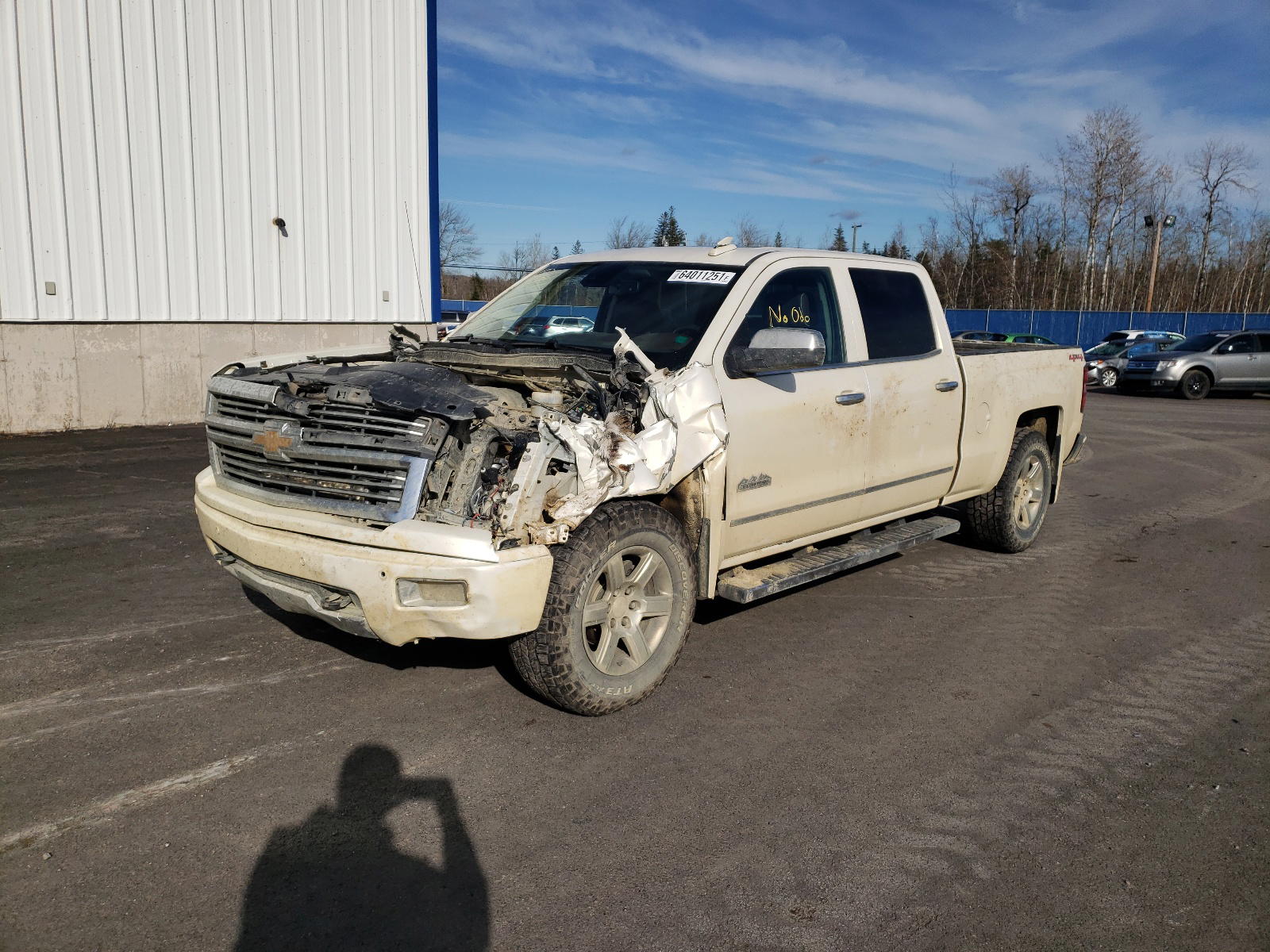 Photo 2 from auction – 2015 CHEVROLET SILVERADO with VIN 3GCUKTEJ2FG393700