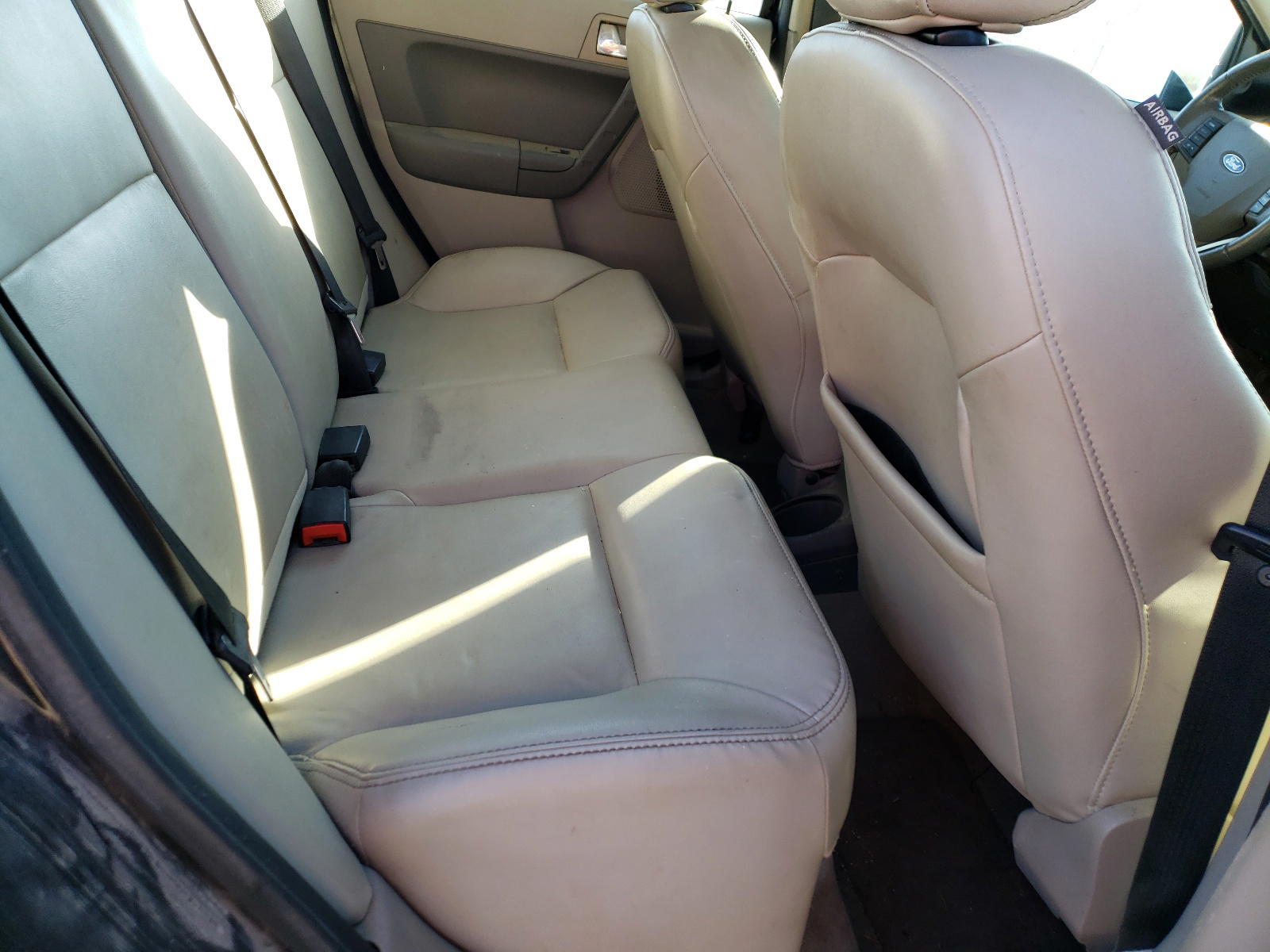 Photo 6 from auction – 2011 FORD FOCUS SES with VIN 1FAHP3GNXBW151600