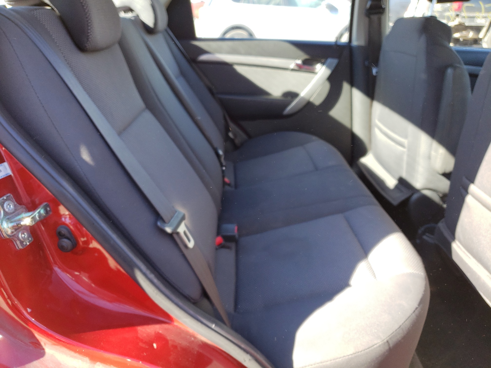 Photo 6 from auction – 2010 CHEVROLET AVEO LS with VIN KL1TD5DE1AB055235