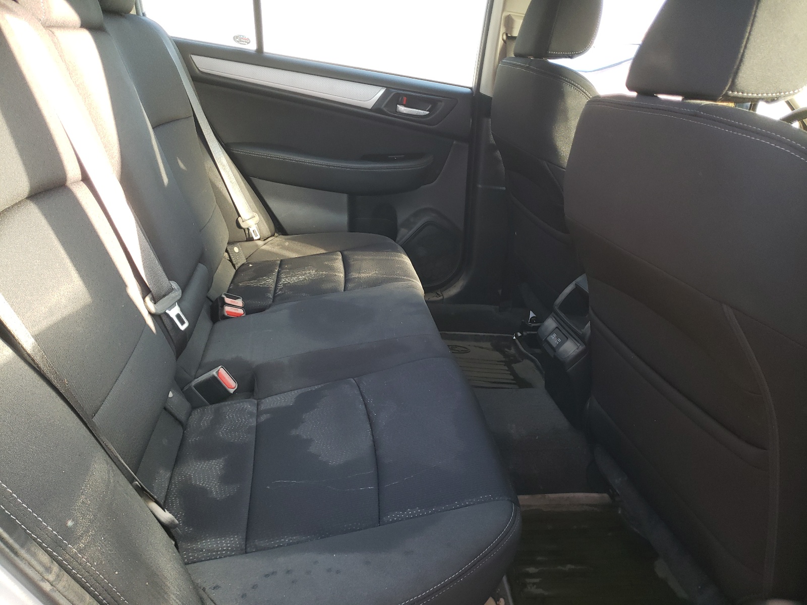 Photo 6 from auction – 2019 SUBARU LEGACY 2.5 with VIN 4S3BNAF68K3007372