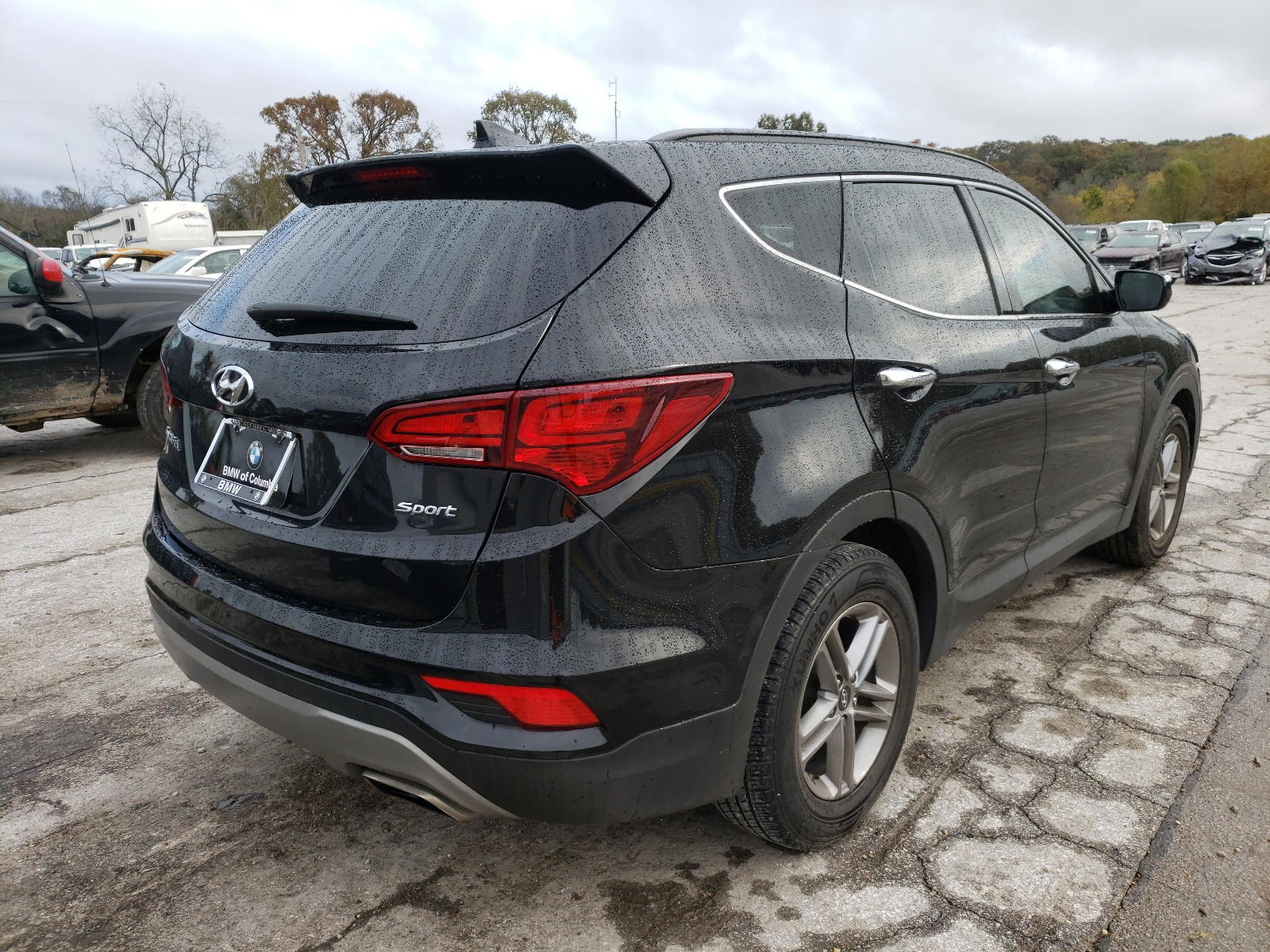 Photo 4 from auction – 2017 HYUNDAI SANTA FE S with VIN 5NMZU3LB1HH014740