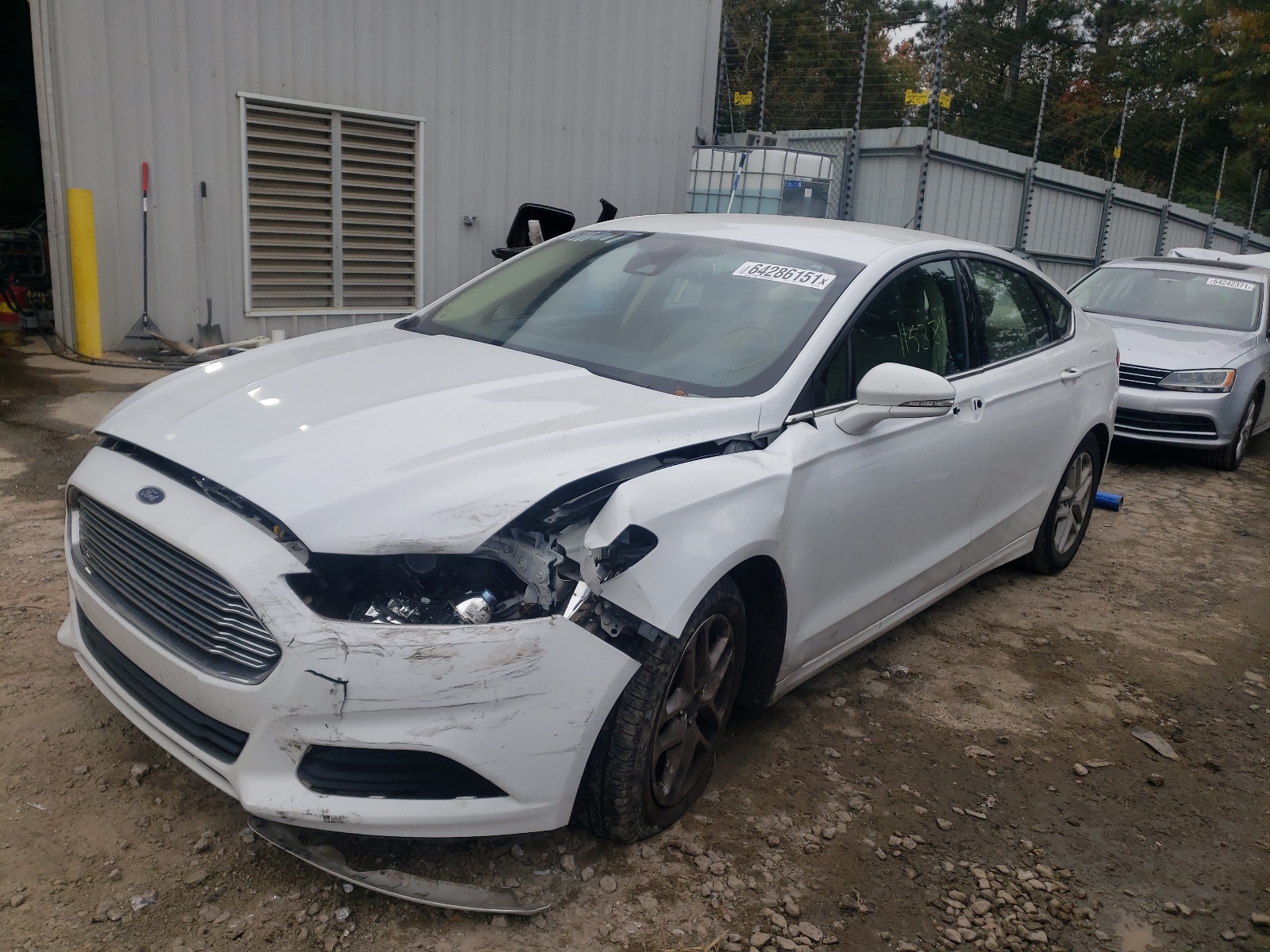 Photo 2 from auction – 2016 FORD FUSION SE with VIN 3FA6P0H79GR392516