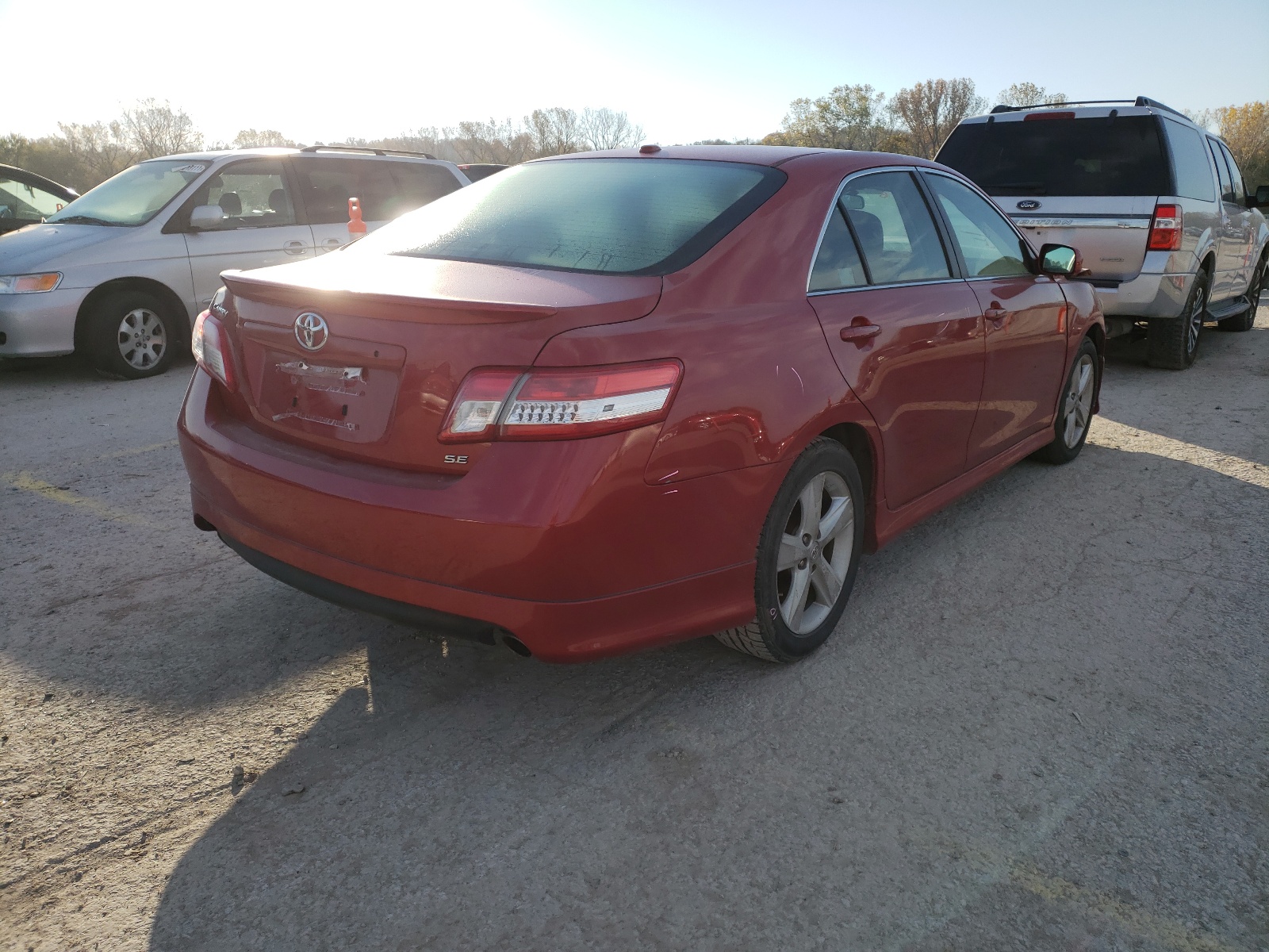 Zdjęcie 4 z aukcji – 2010 TOYOTA CAMRY BASE z VIN 4T1BF3EK4AU036136