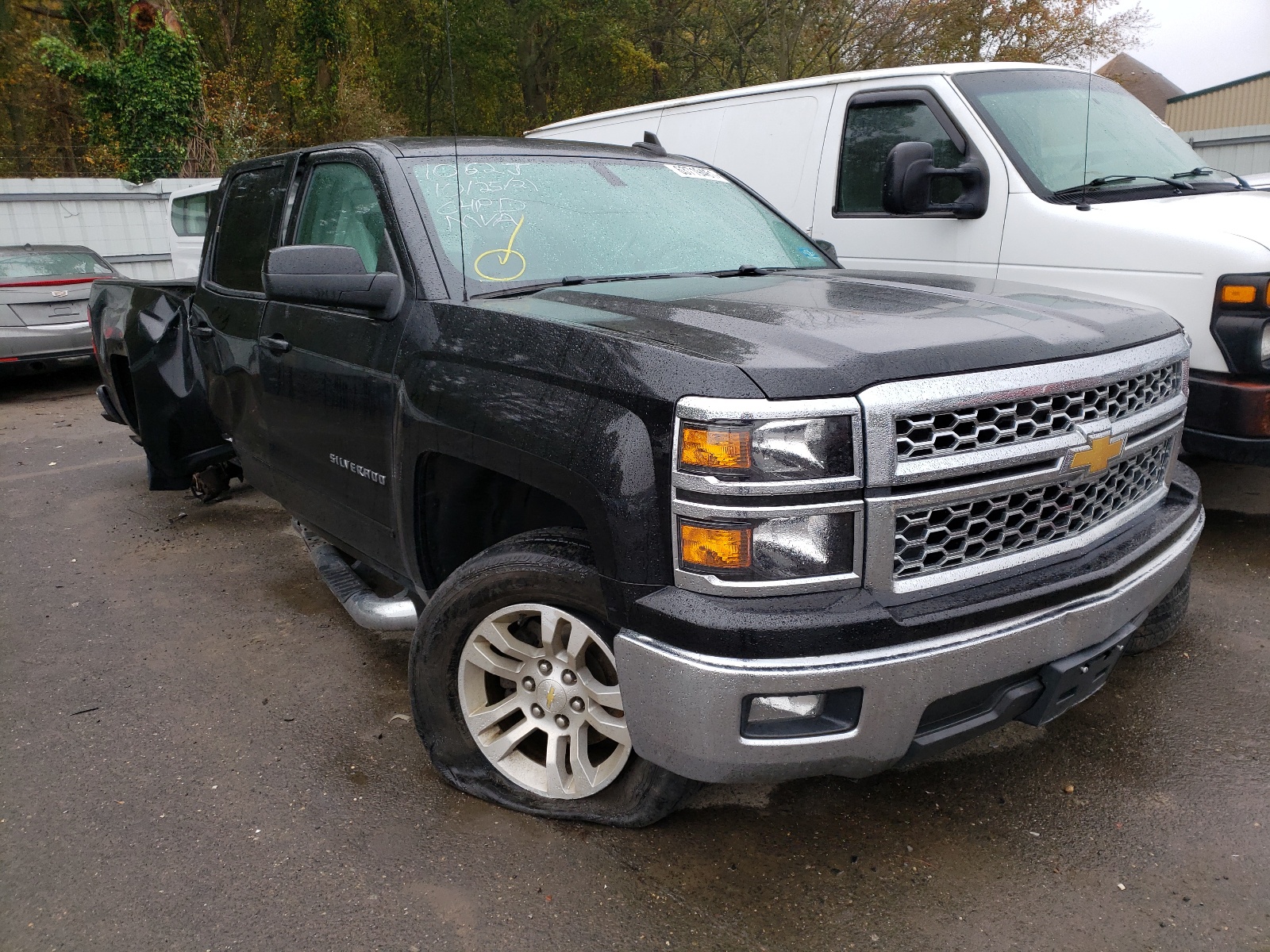 CHEVROLET SILVERADO 2015 with VIN 1GCRCREC1FZ391962 - Photo from auction