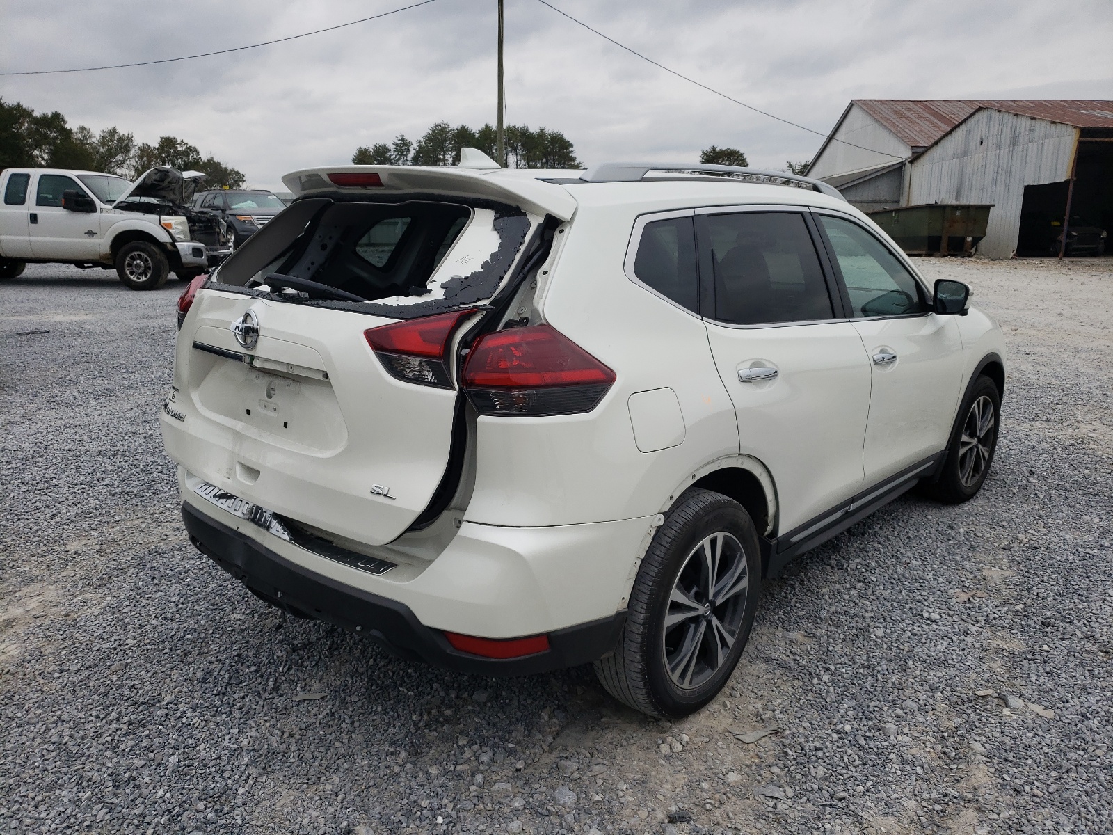Photo 4 from auction – 2018 NISSAN ROGUE S with VIN 5N1AT2MT0JC837760