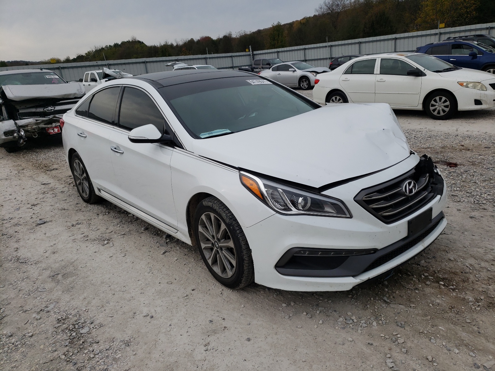 Photo 1 from auction – 2016 HYUNDAI SONATA SPO with VIN 5NPE34AF5GH335792