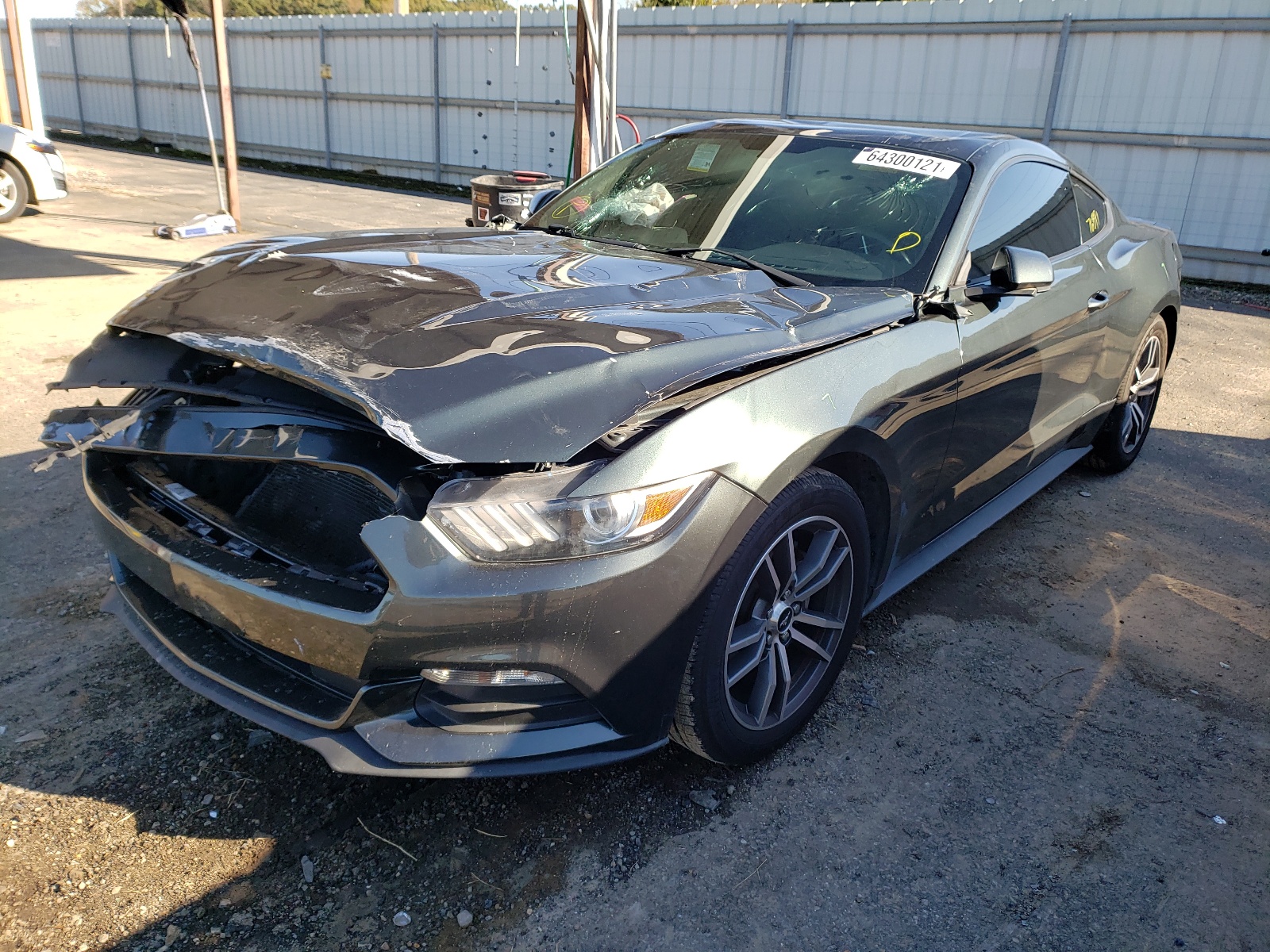 Photo 2 from auction – 2015 FORD MUSTANG with VIN 1FA6P8AM8F5353920