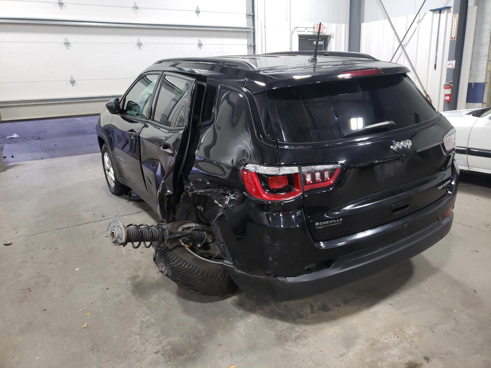 Photo 3 from auction – 2018 JEEP COMPASS SP with VIN 3C4NJCAB8JT204148