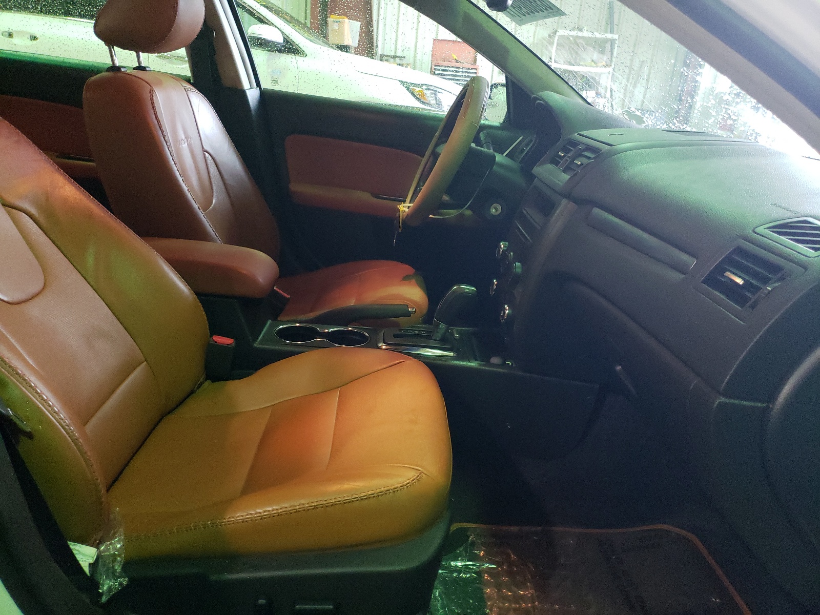 Photo 5 from auction – 2011 FORD FUSION SEL with VIN 3FAHP0JA7BR114060