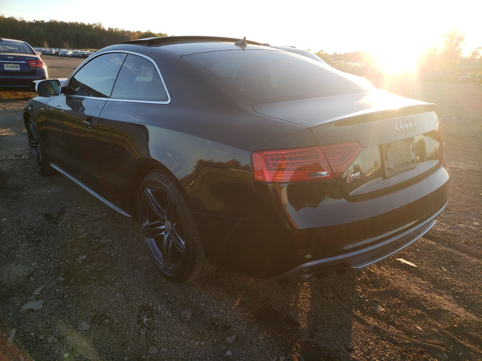 Photo 3 from auction – 2013 AUDI S5 PRESTIG with VIN WAUVGAFR5DA044957