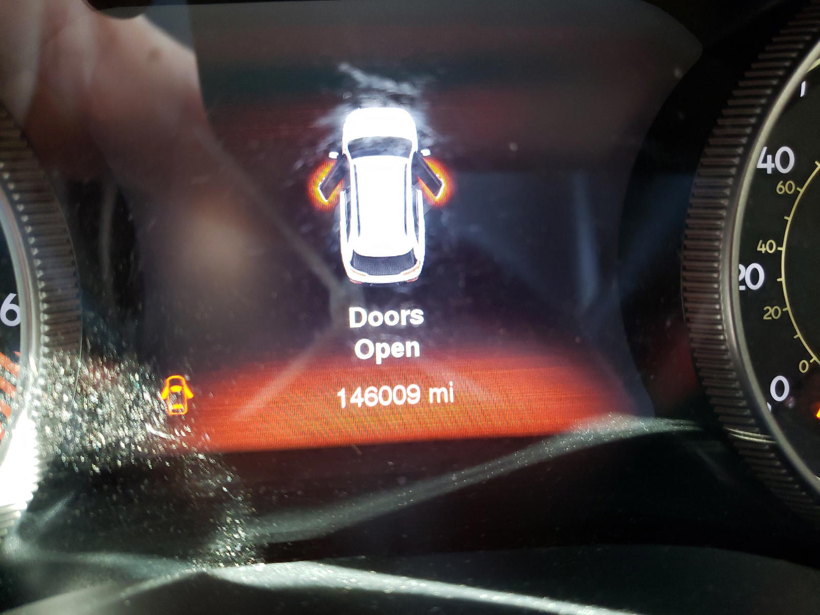 Photo 8 from auction – 2015 JEEP CHEROKEE L with VIN 1C4PJLDB6FW765910