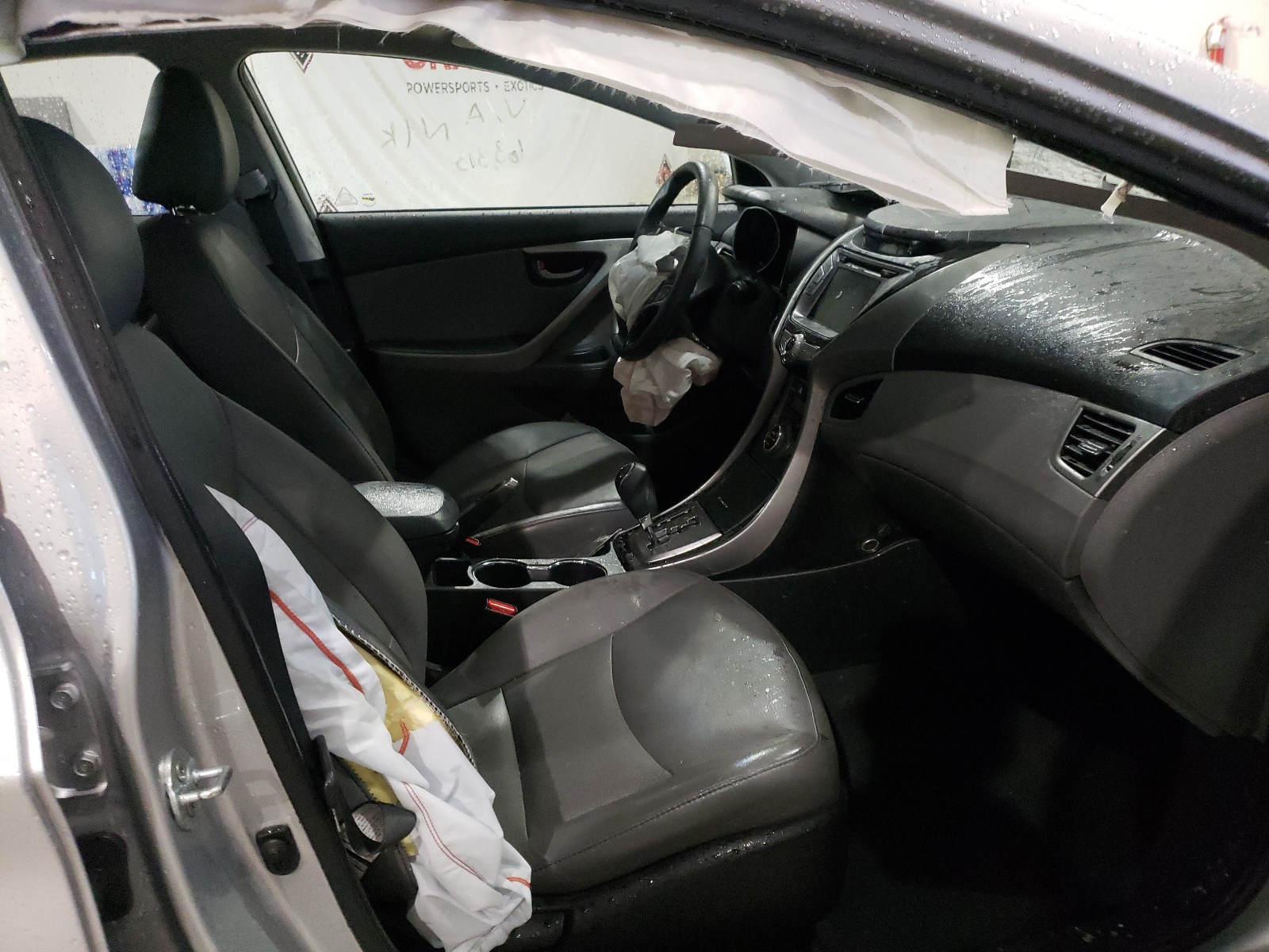 Photo 5 from auction – 2013 HYUNDAI ELANTRA GL with VIN 5NPDH4AE2DH229283