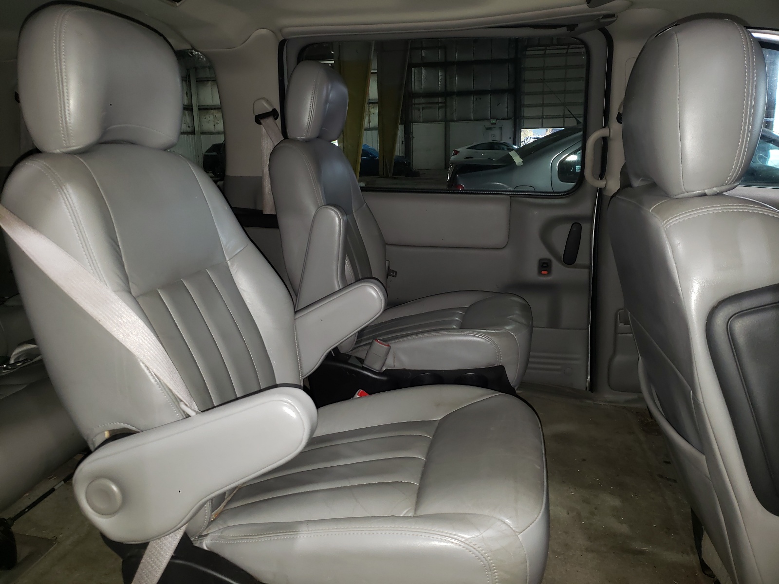 Foto 6 de la subasta – 2003 CHEVROLET VENTURE con VIN 1GNDV03E33D112323