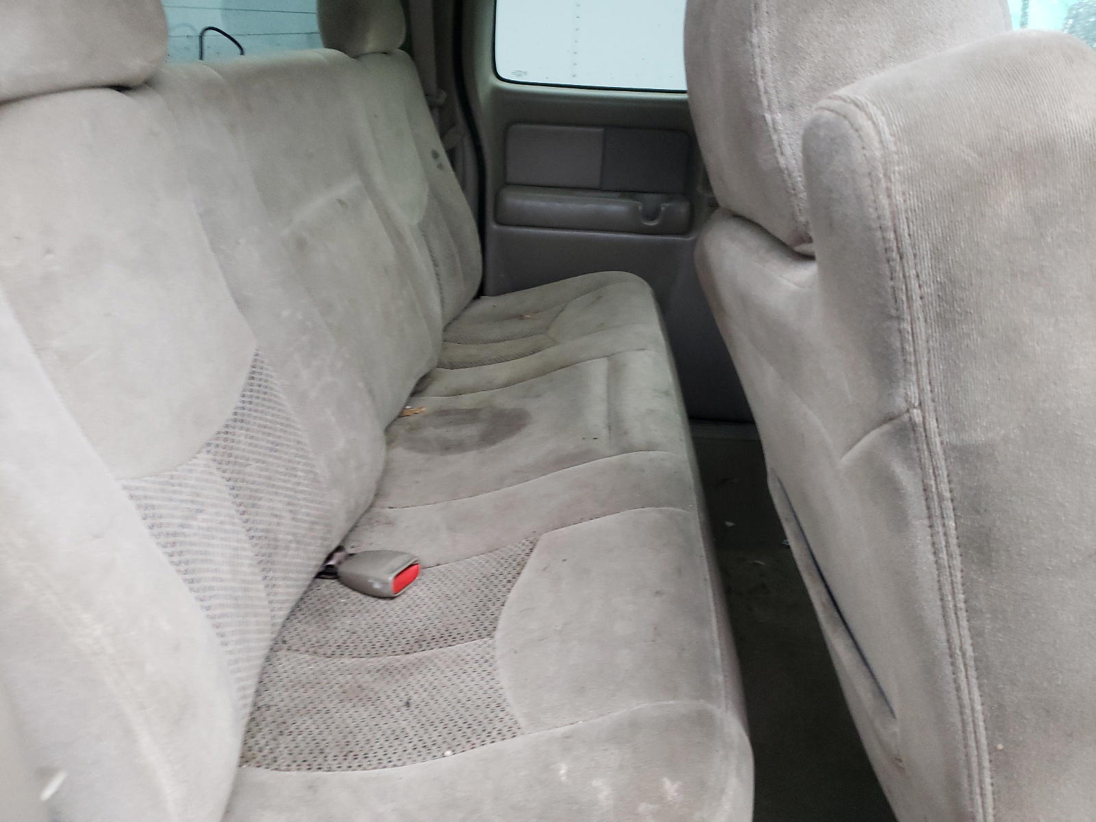 Photo 6 from auction – 2003 CHEVROLET SILVERADO with VIN 2GCEC19T531173554