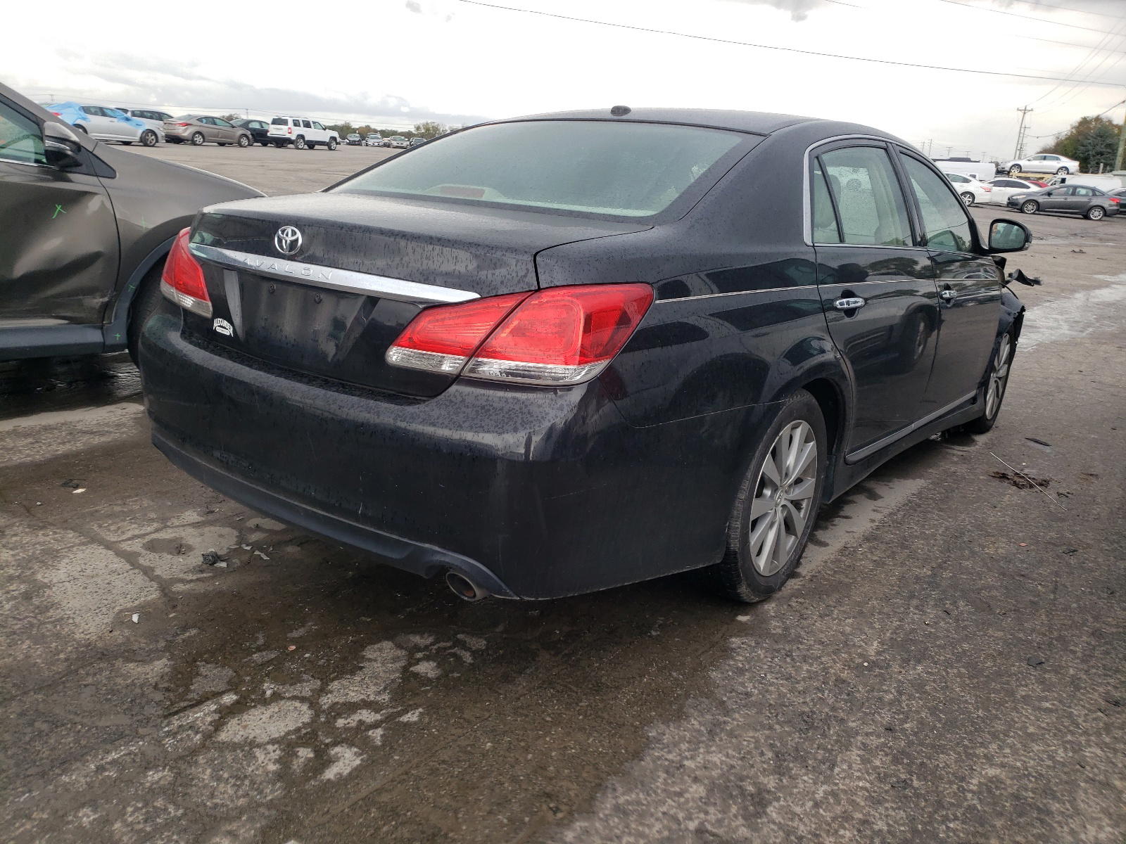 Photo 4 from auction – 2011 TOYOTA AVALON BAS with VIN 4T1BK3DB0BU381291