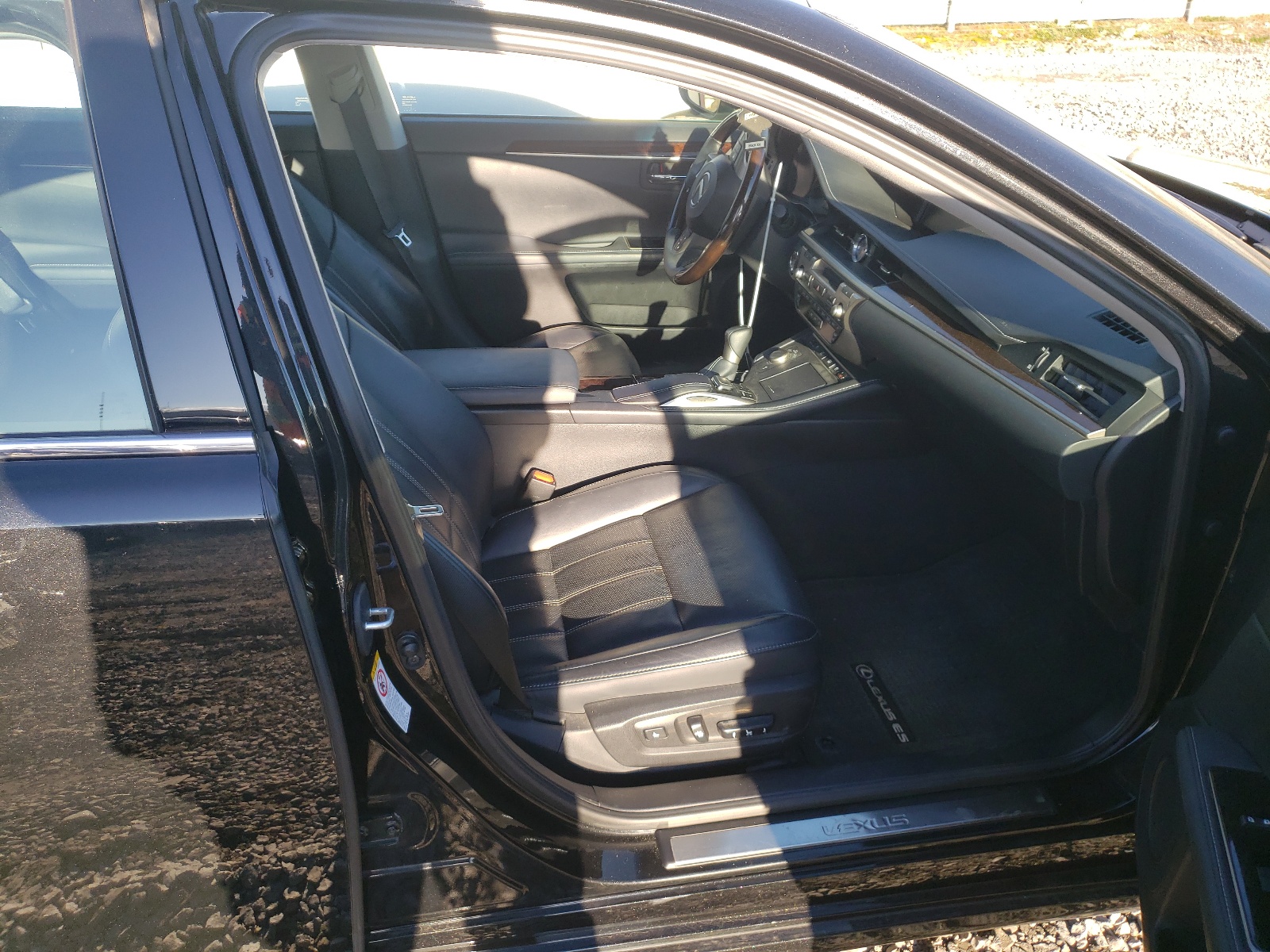 Photo 5 from auction – 2017 LEXUS ES 350 with VIN 58ABK1GGXHU049016