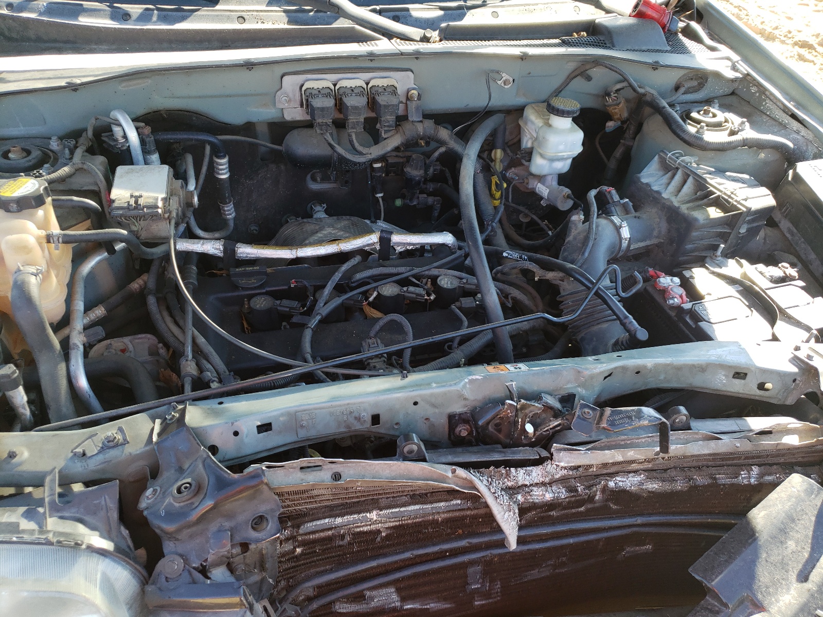 Photo 7 from auction – 2005 FORD ESCAPE XLS with VIN 1FMYU02Z85KA48419